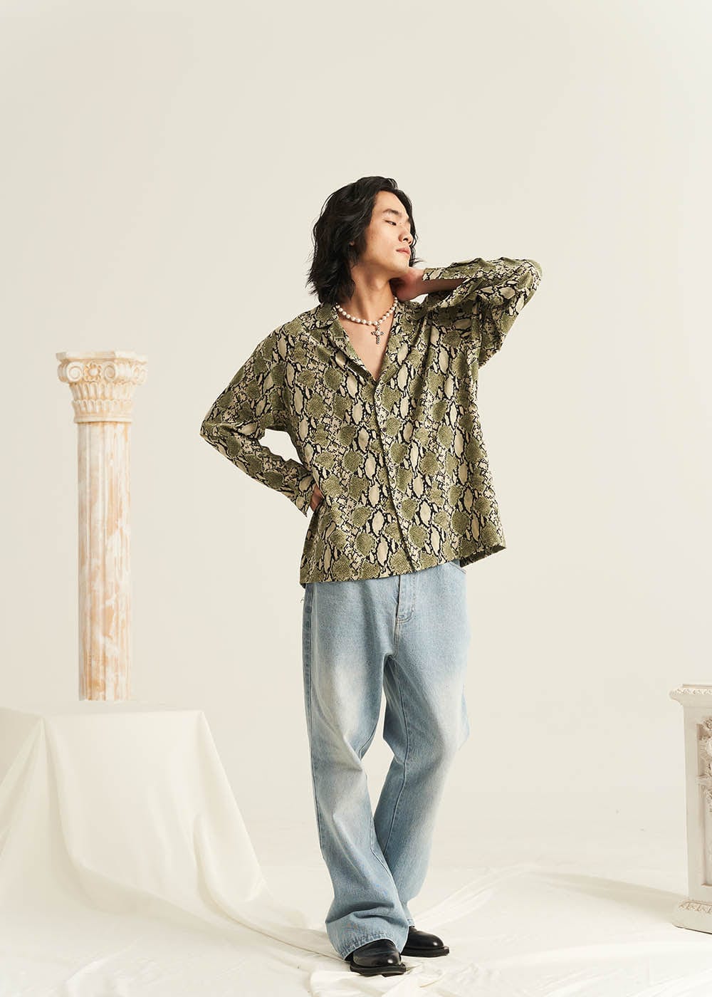 EPIC POETRY Serpentine Shirt