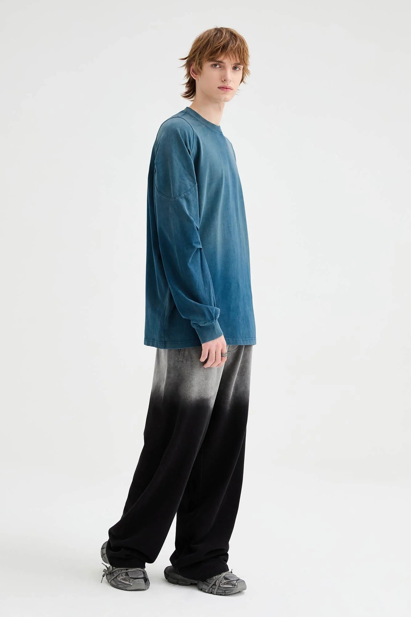 ORGANIC EMOTION Iceberg Gradient Long-Sleeve Tee