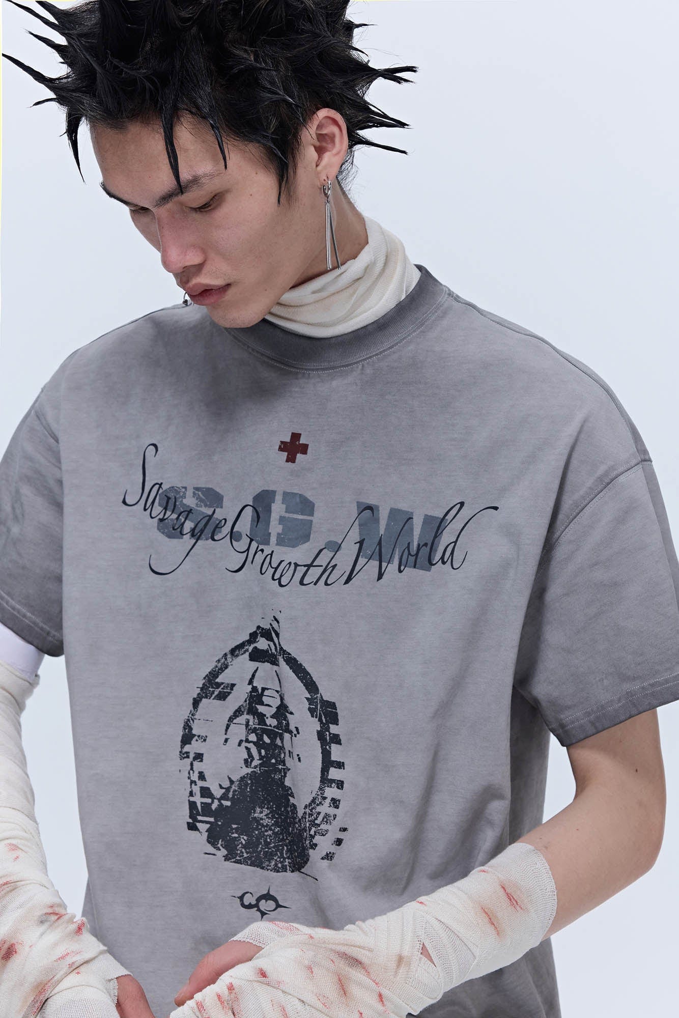 SAVAGEGROWTHWORLD Distressed GhosteMane T-Shirt