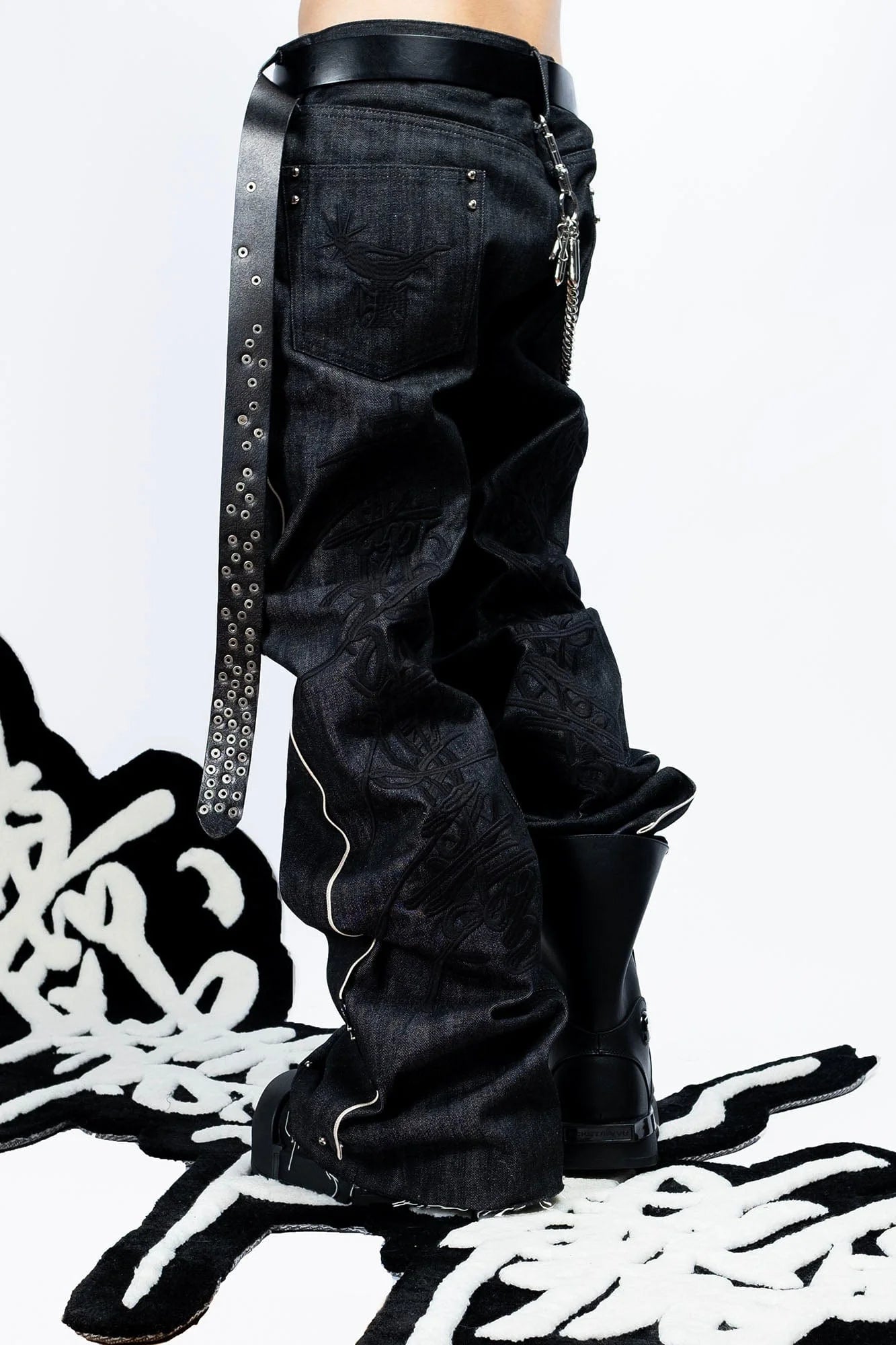 FVVO Selvedge Embroidered Double-Knee Raw Denim Pants