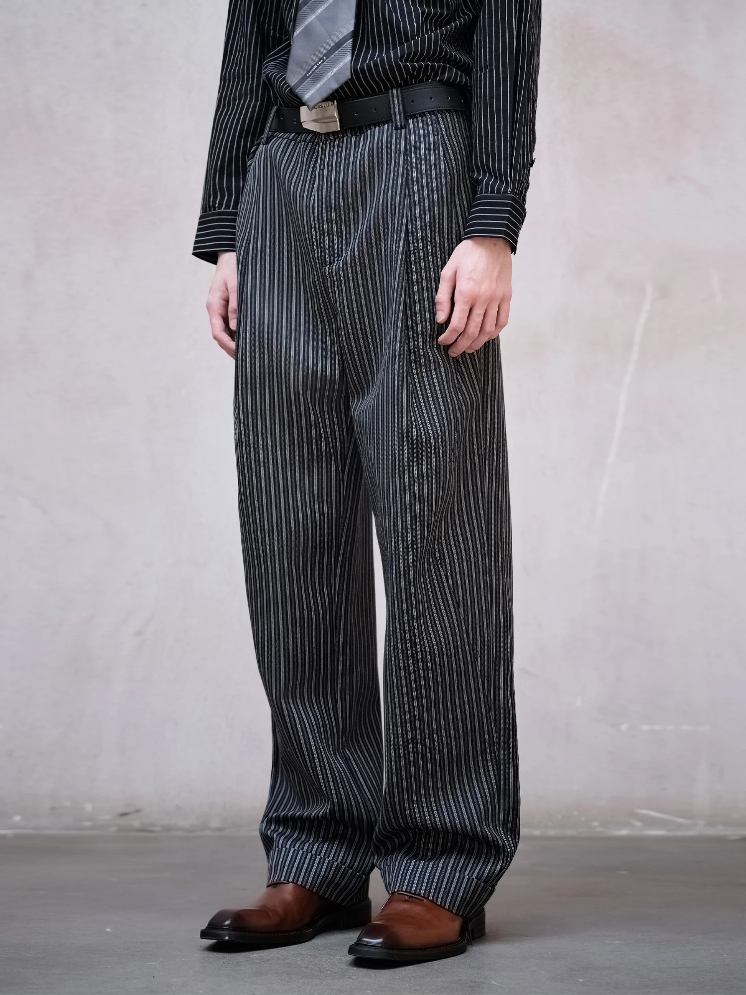 FACEONLAB Classic Striped Wool Pleated Tailored Trousers