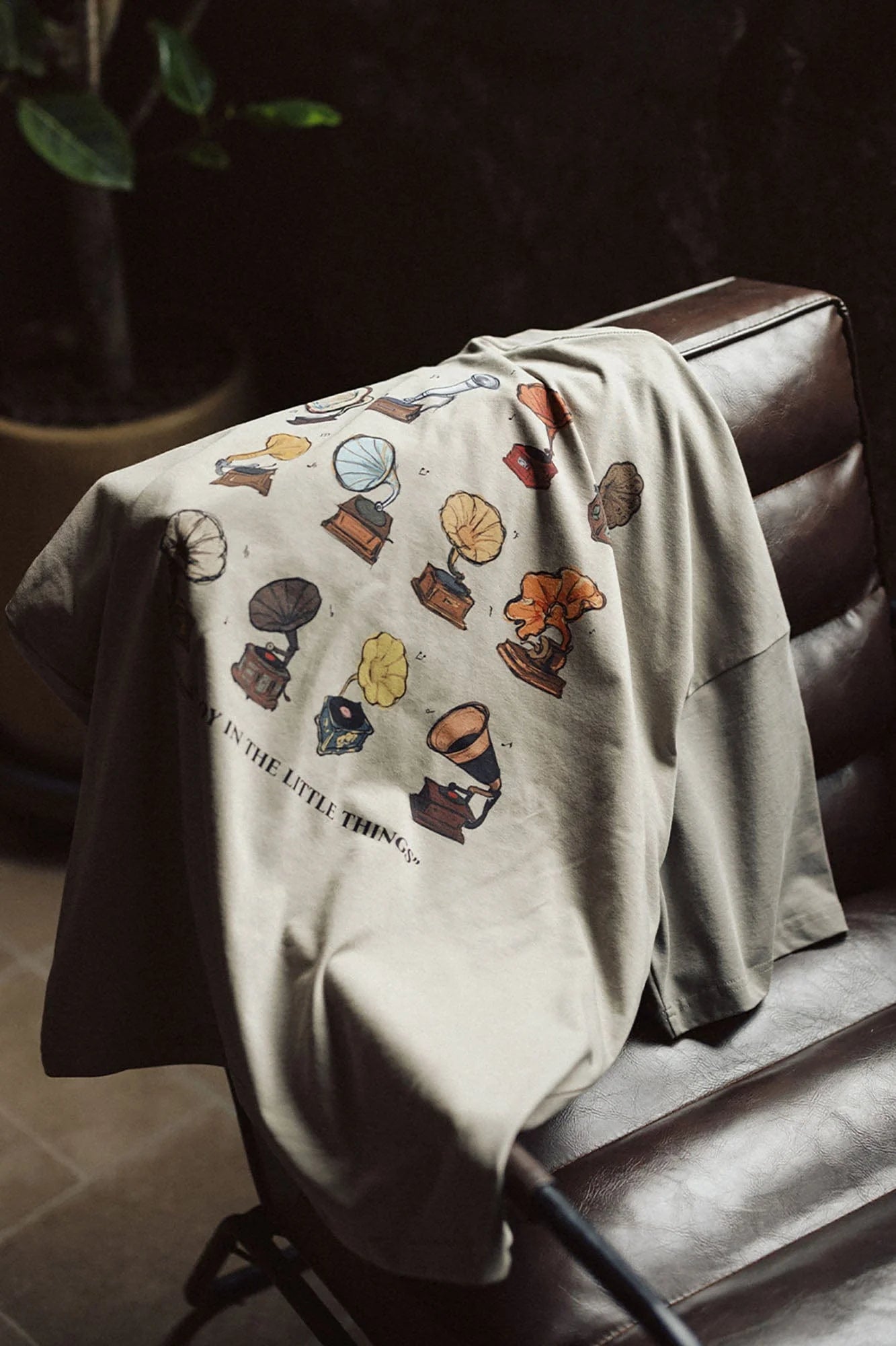 BANANA CLUB Gramophone Graphic Sorona Oversized T-Shirt