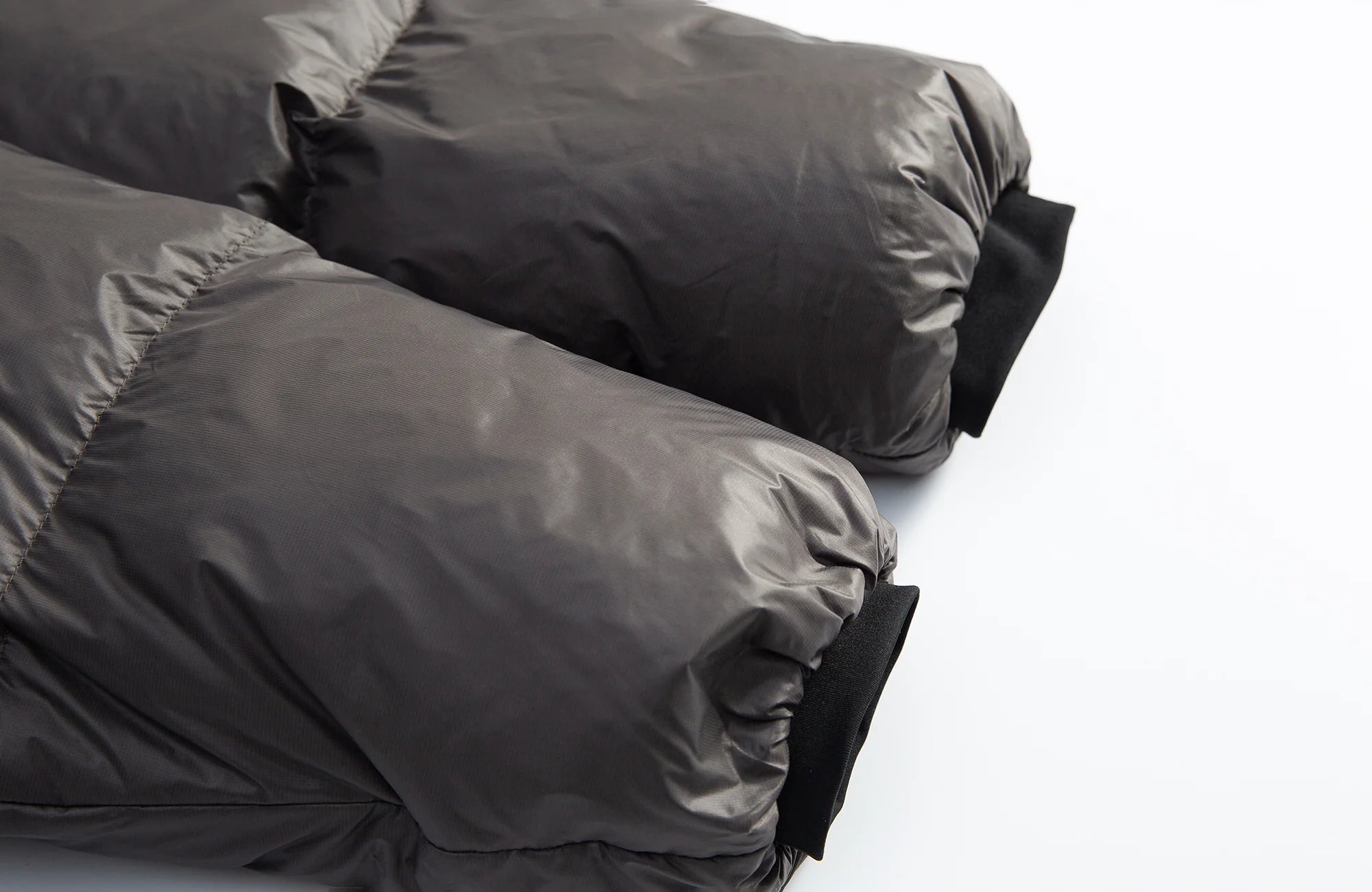 7440 37 1 Drawstring Hooded Thickened Down Puffer