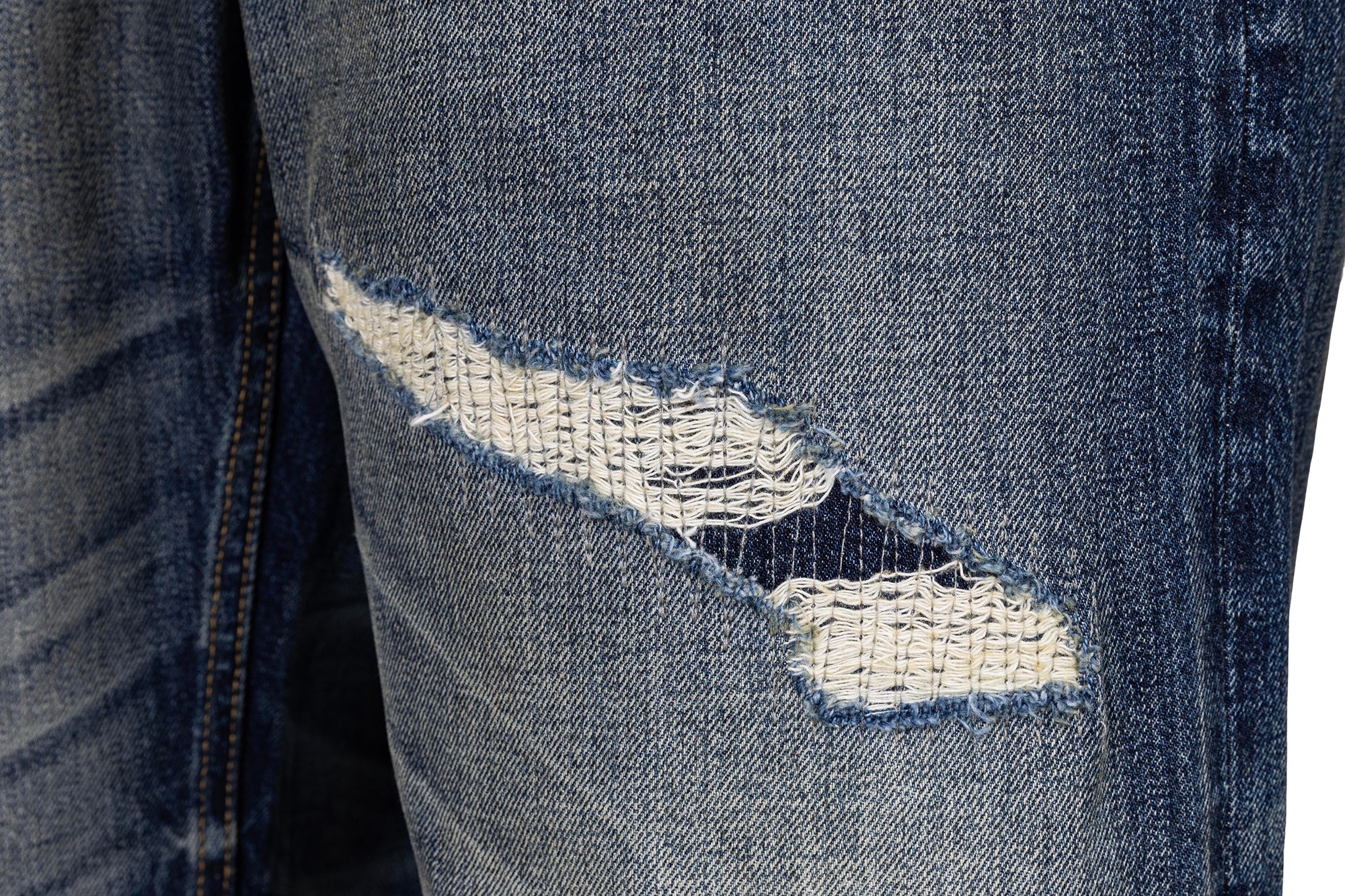CATSSTAC Distressed Wrinkled Washed Wide-Leg Jeans