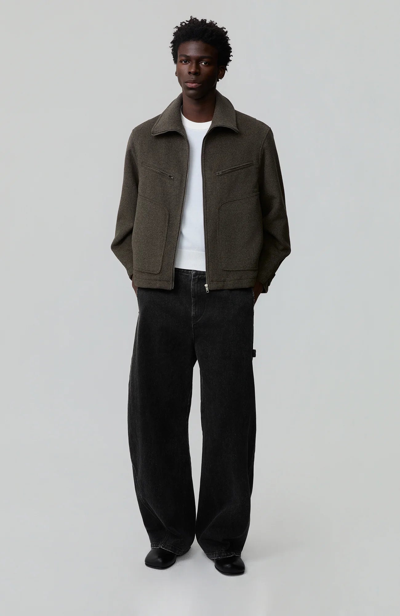 OPICLOTH Classic Washed Panel Straight-Leg Jeans