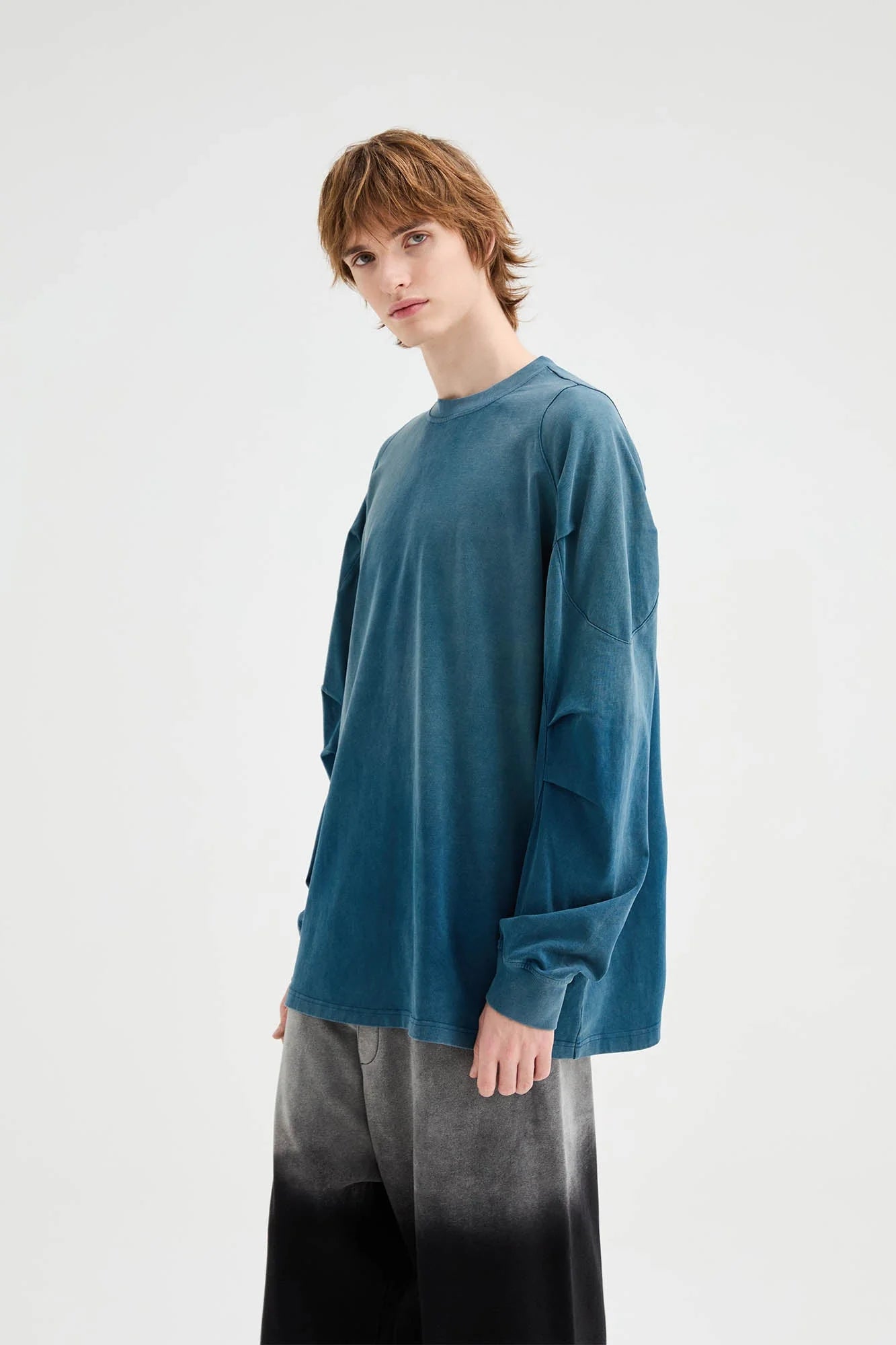 ORGANIC EMOTION Iceberg Gradient Long-Sleeve Tee