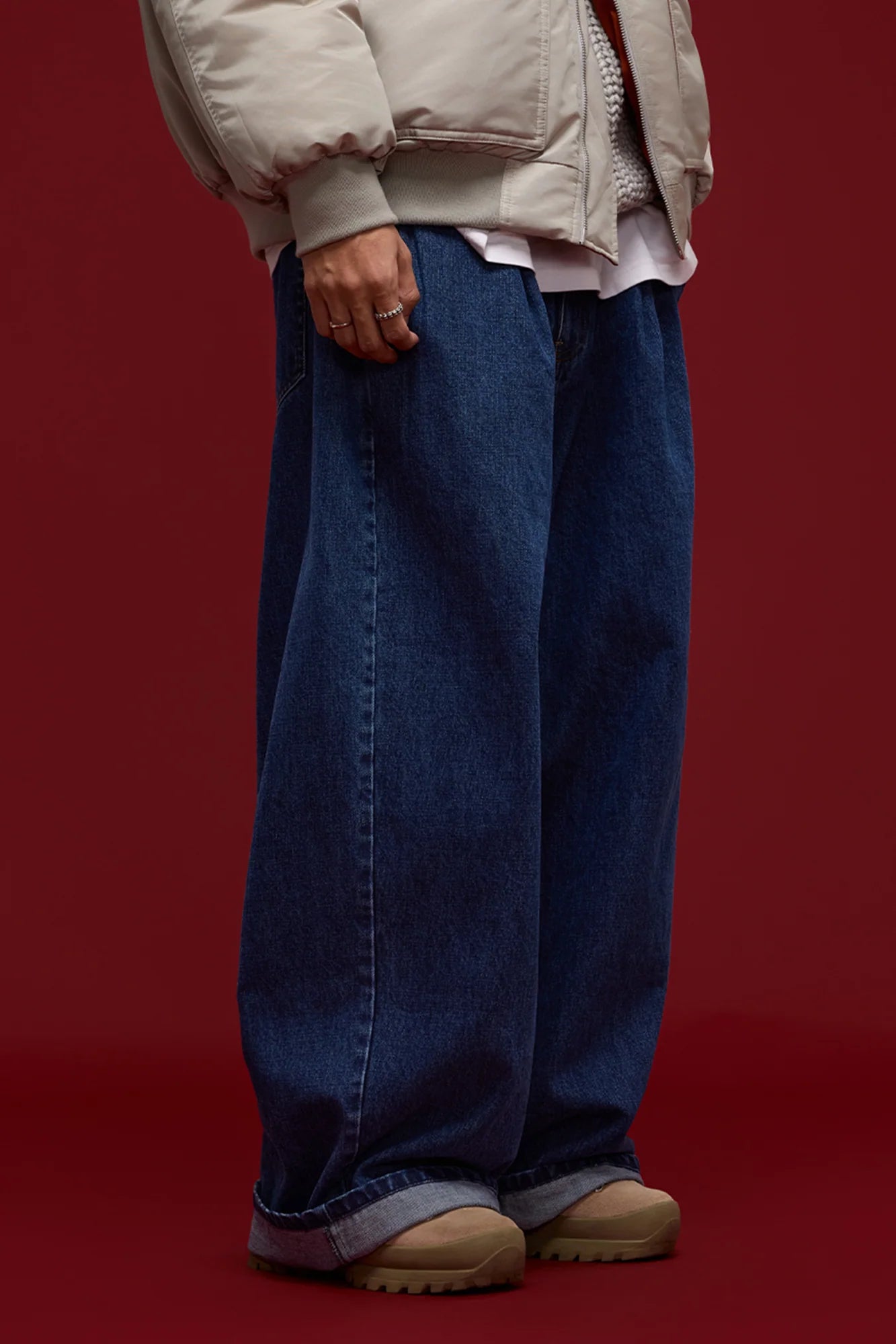 BANANA CLUB Essential Washed Wide-Leg Jeans