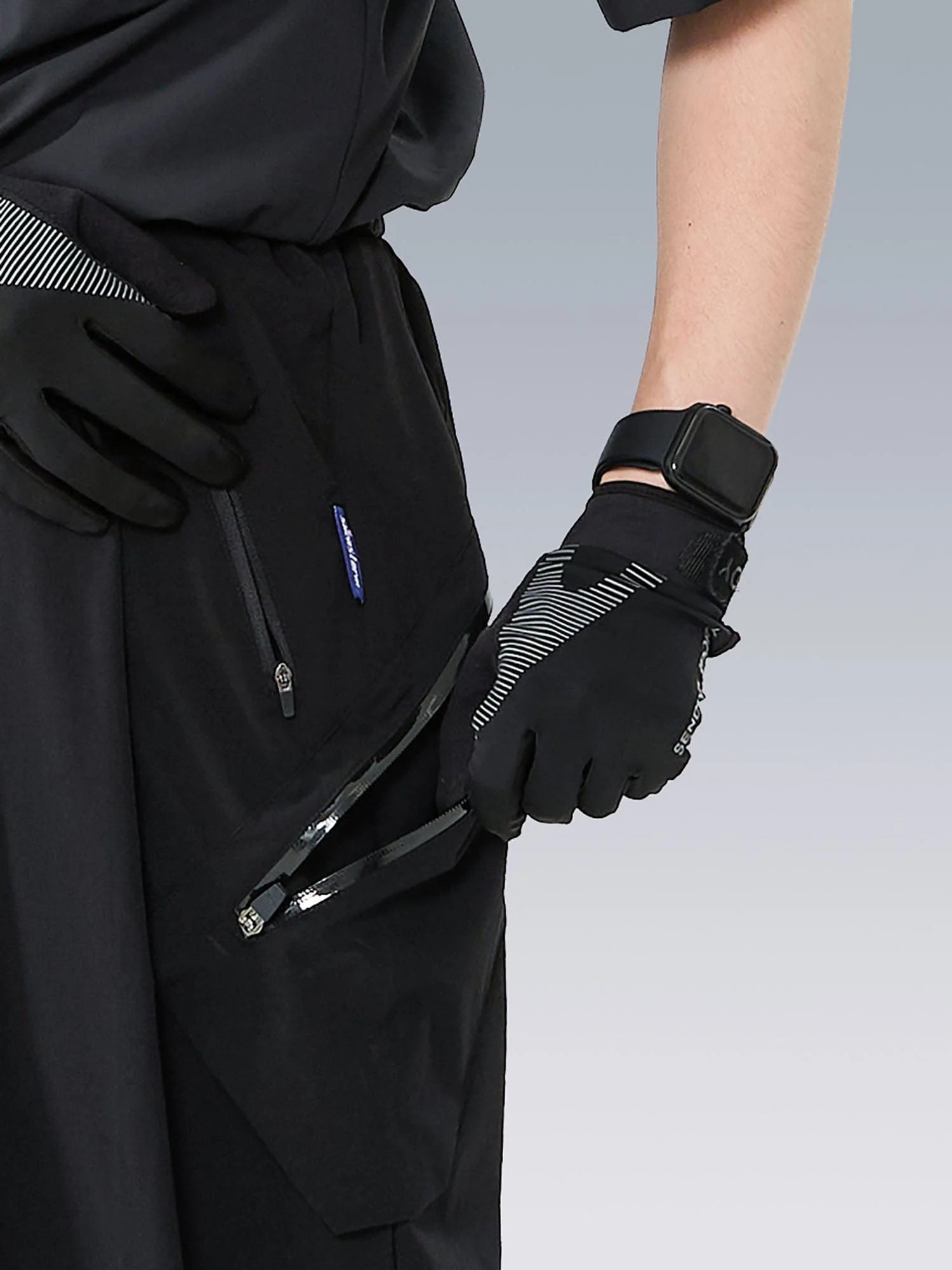 SILENSTORM Drawstring-Hem Webbing Belt Utility Pants