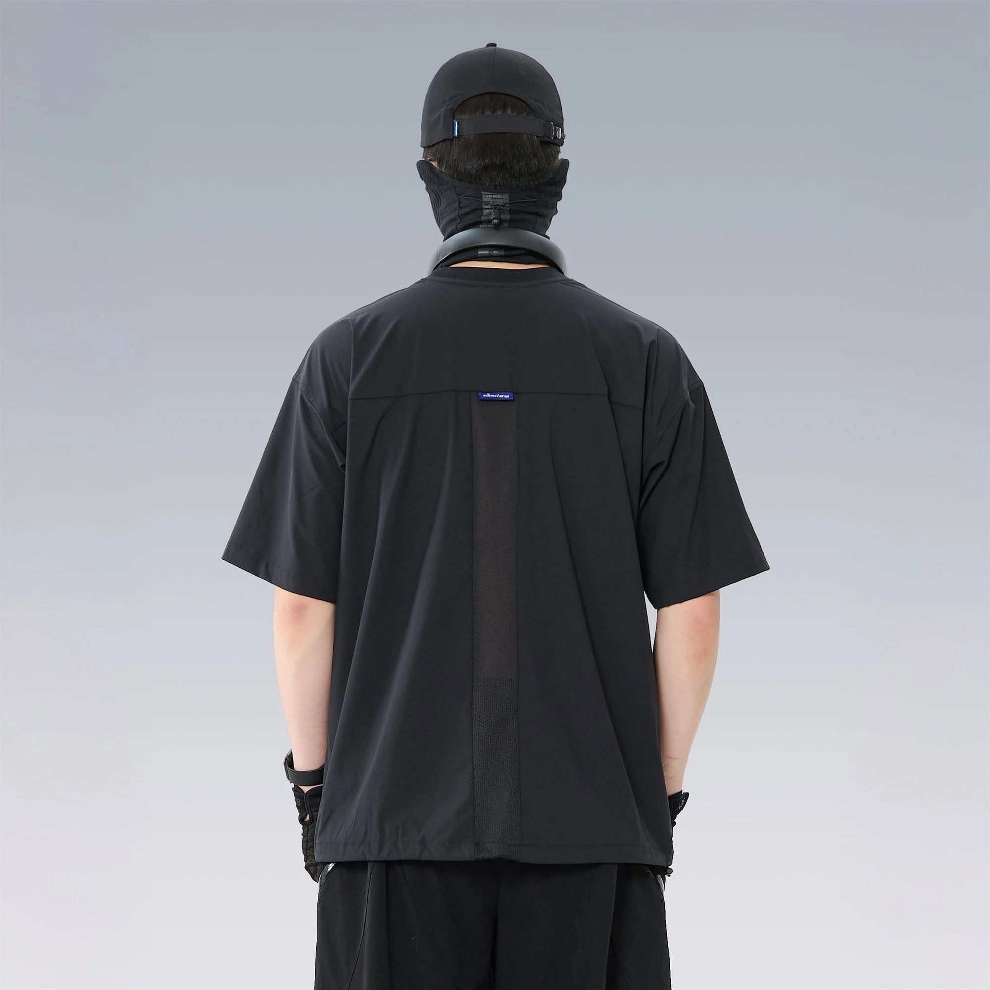 SILENSTORM Tactical Mesh-Back Zip Pocket T-Shirt