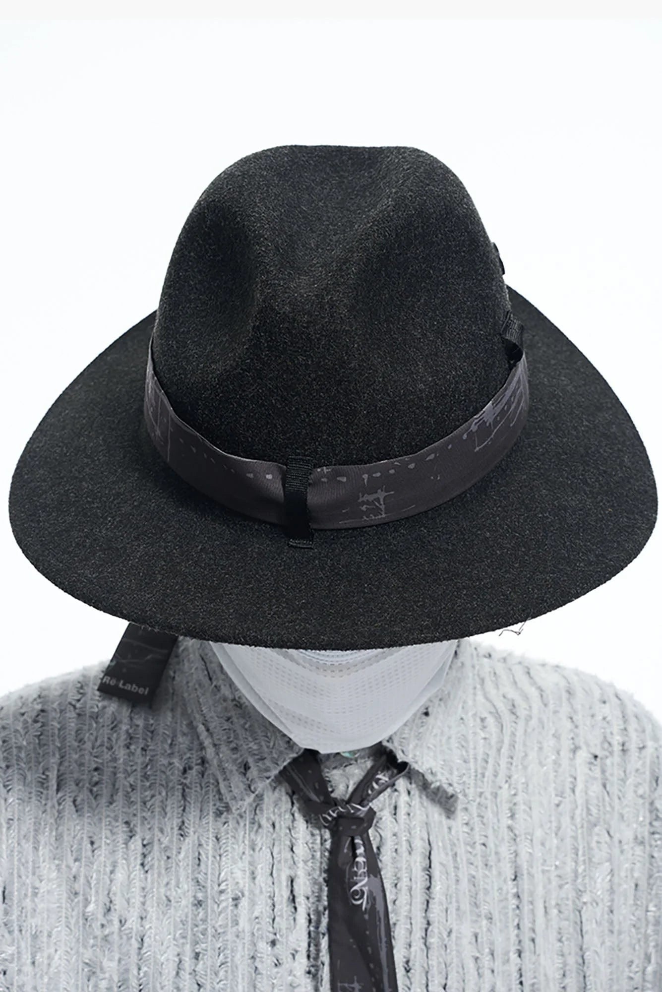 RELABEL Wool Felt Detachable Silk-Scarf Fedora Hat