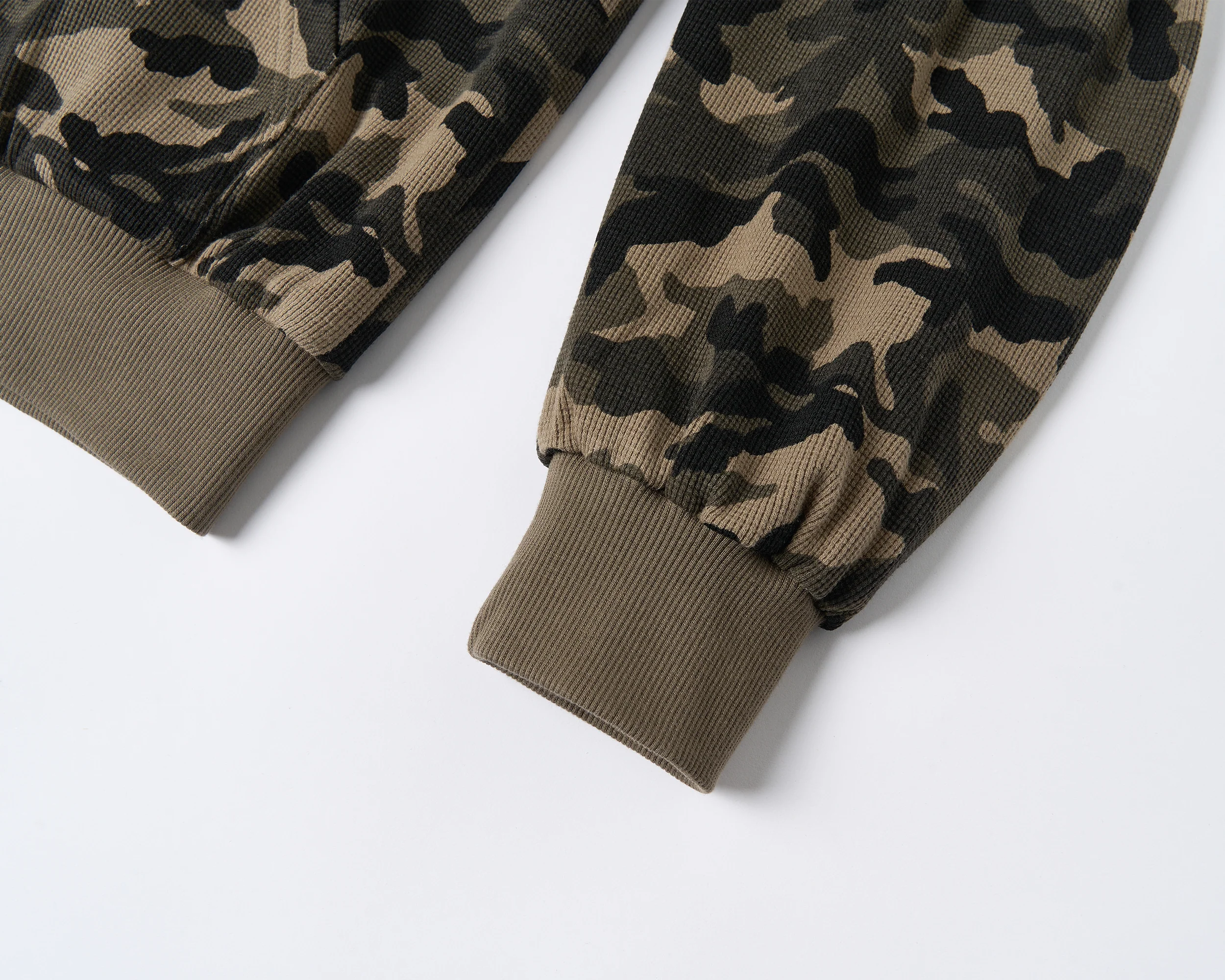 SAVAGEGROWTHWORLD Reversible Camo Waffle Hooded Jacket