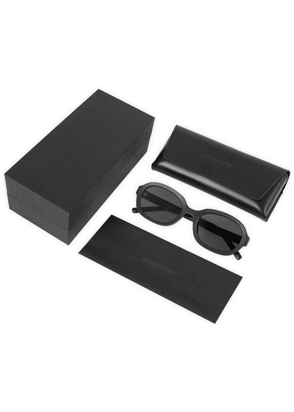 UNDERWATER Matte Black Oval Sunglasses