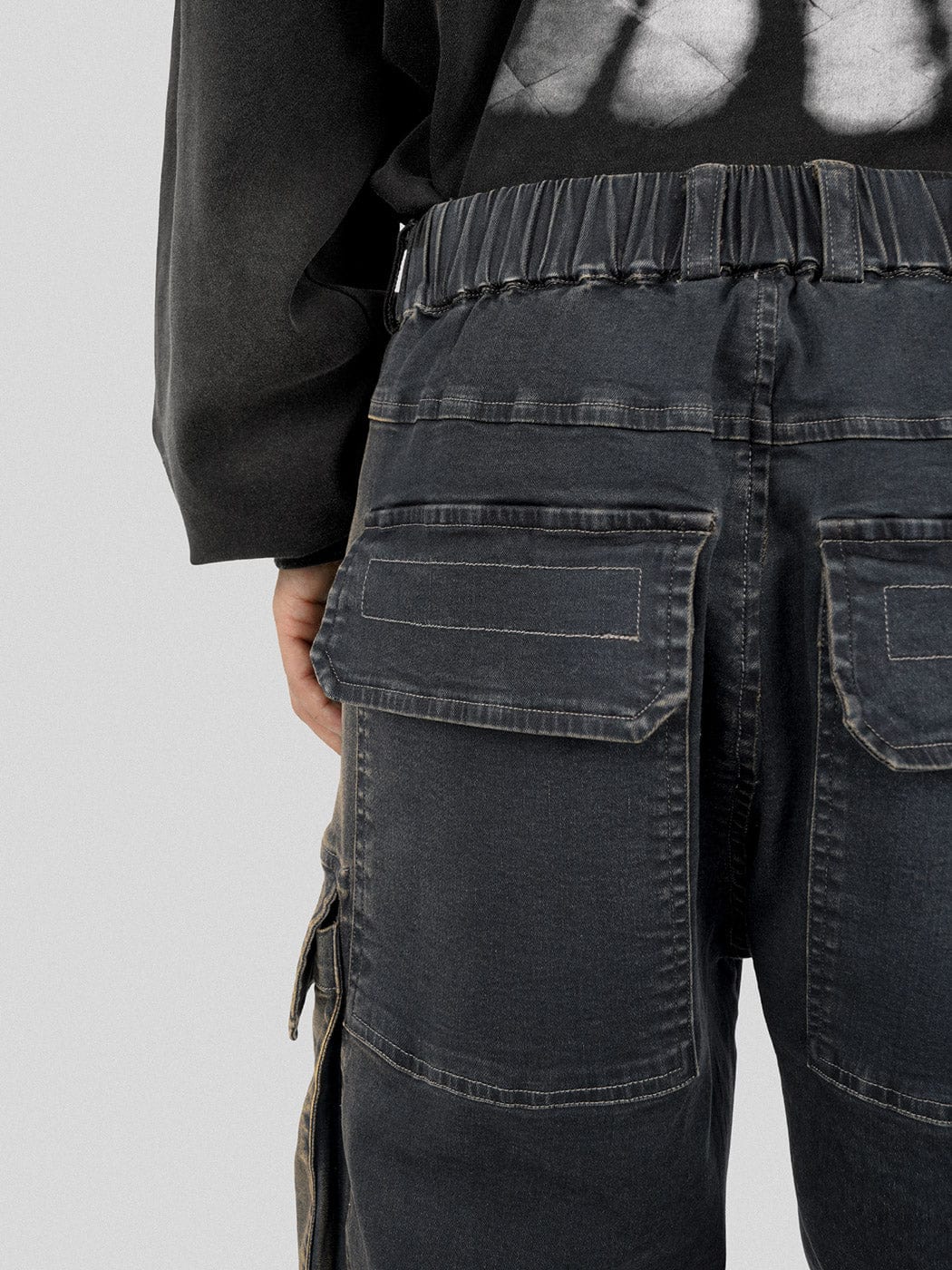 UNDERWATER Multi Pockets Gradient Jeans