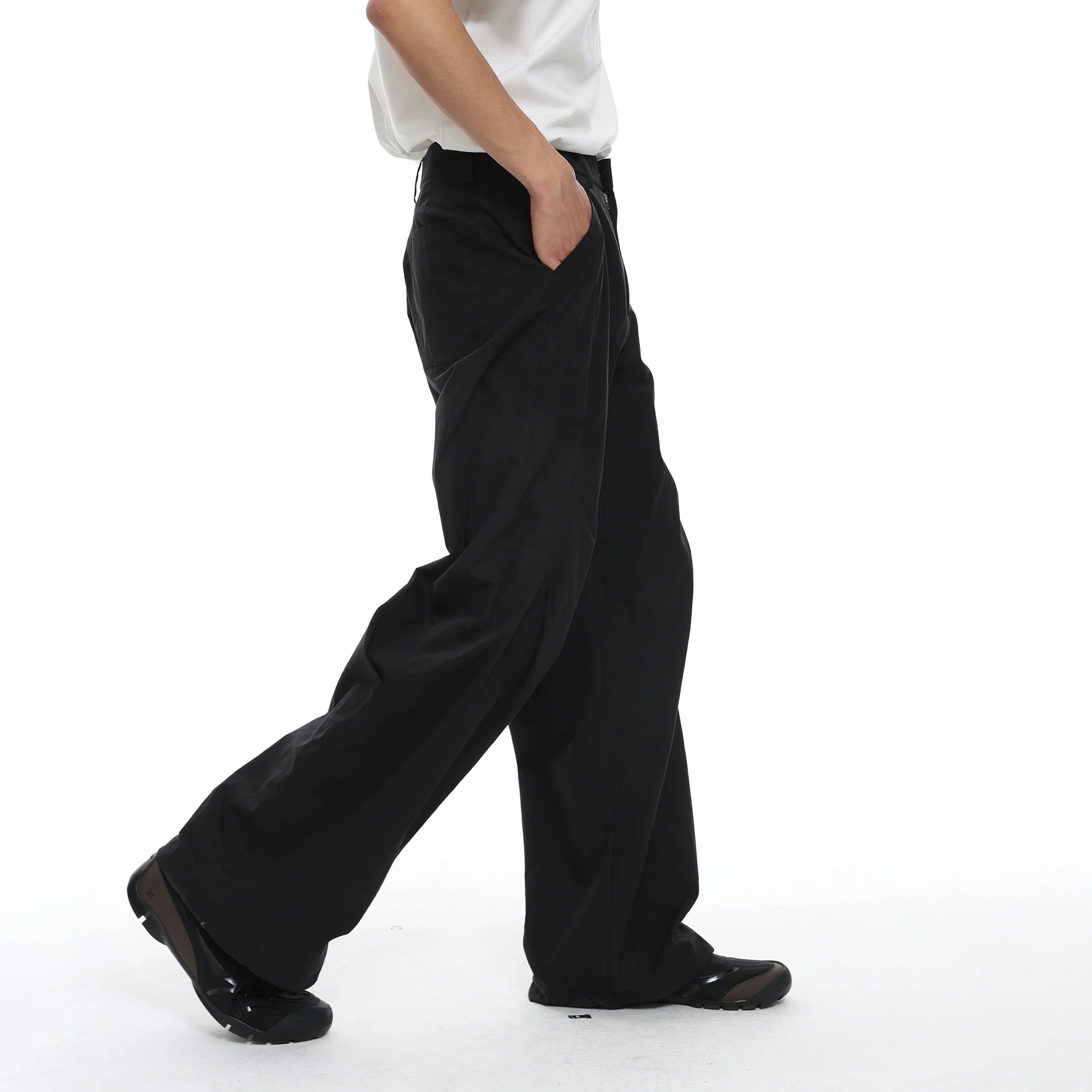ROARINGWILD A ARCH Essential Drawstring Parachute Pants