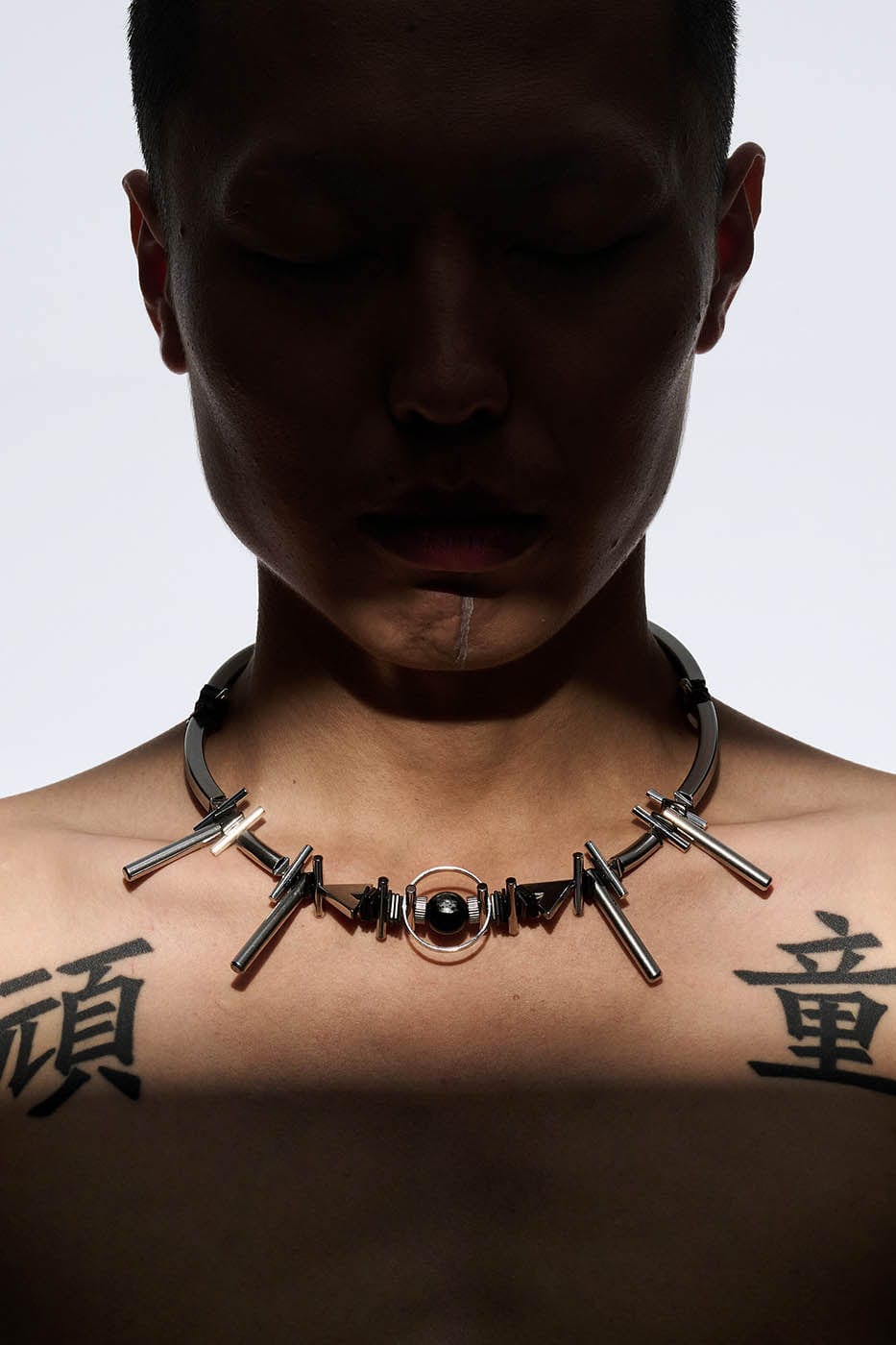 ILLUSORY Blackhole Mech Necklace