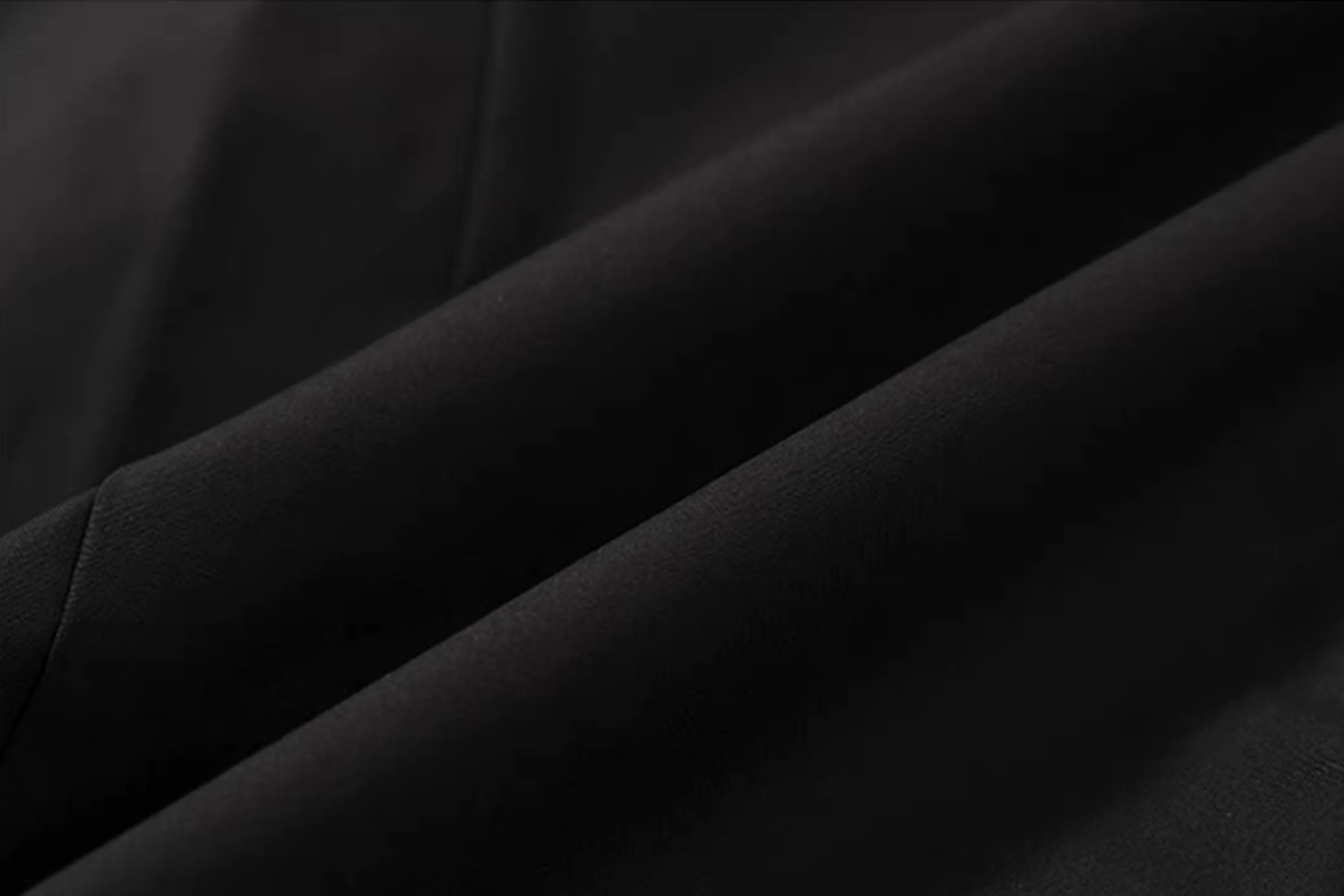 NOTHINGNESS WORLD Ruffle Bib Handkerchief-Hem Oversized Shirt