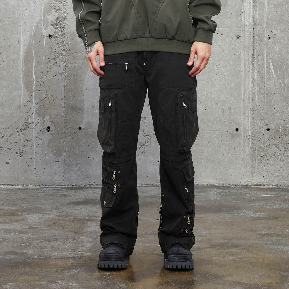 F2CE Multi-Pocket Zipper Pants