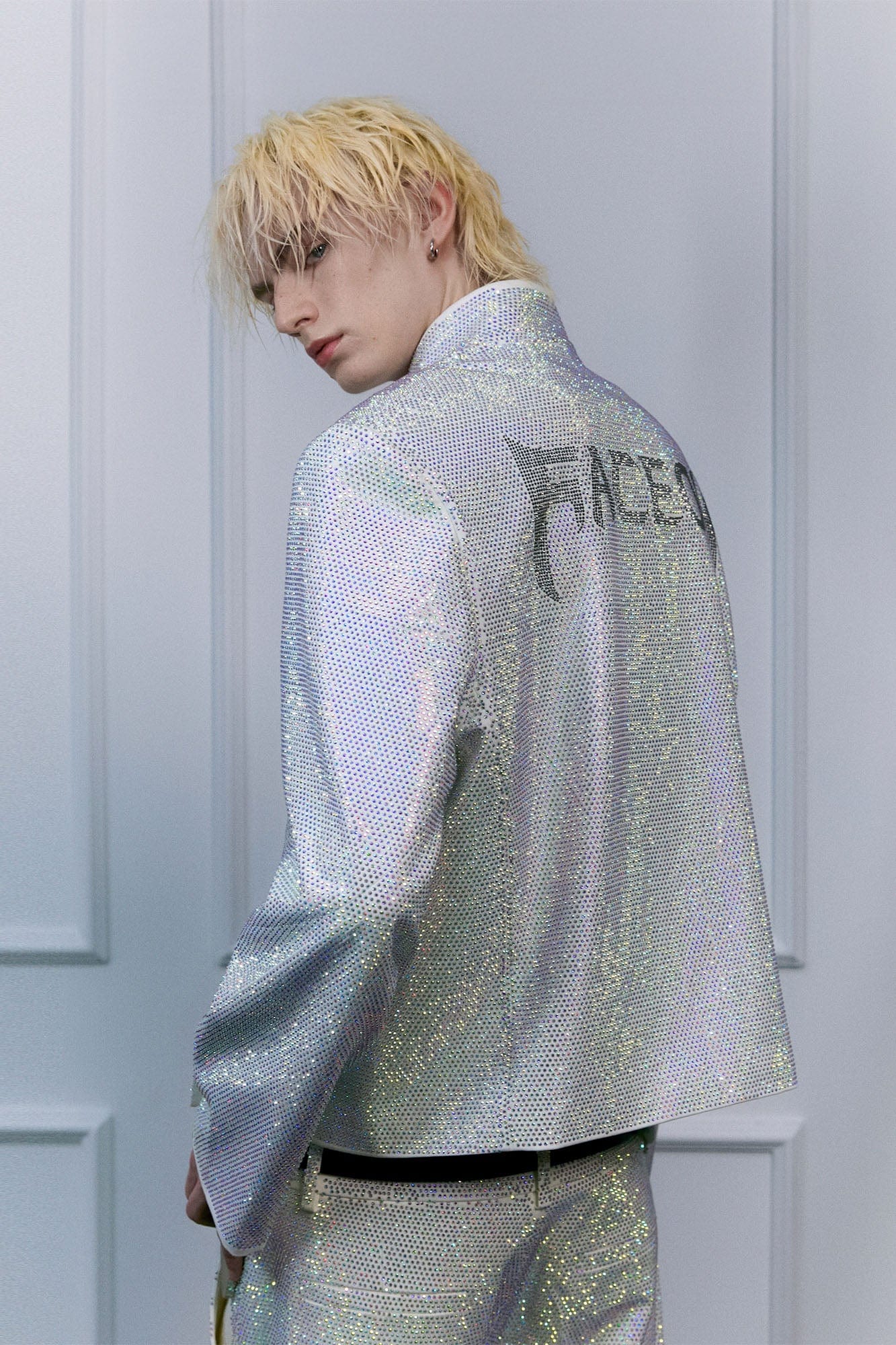 FACEONLAB Iridescent Diamond Mandarin Collar Jacket
