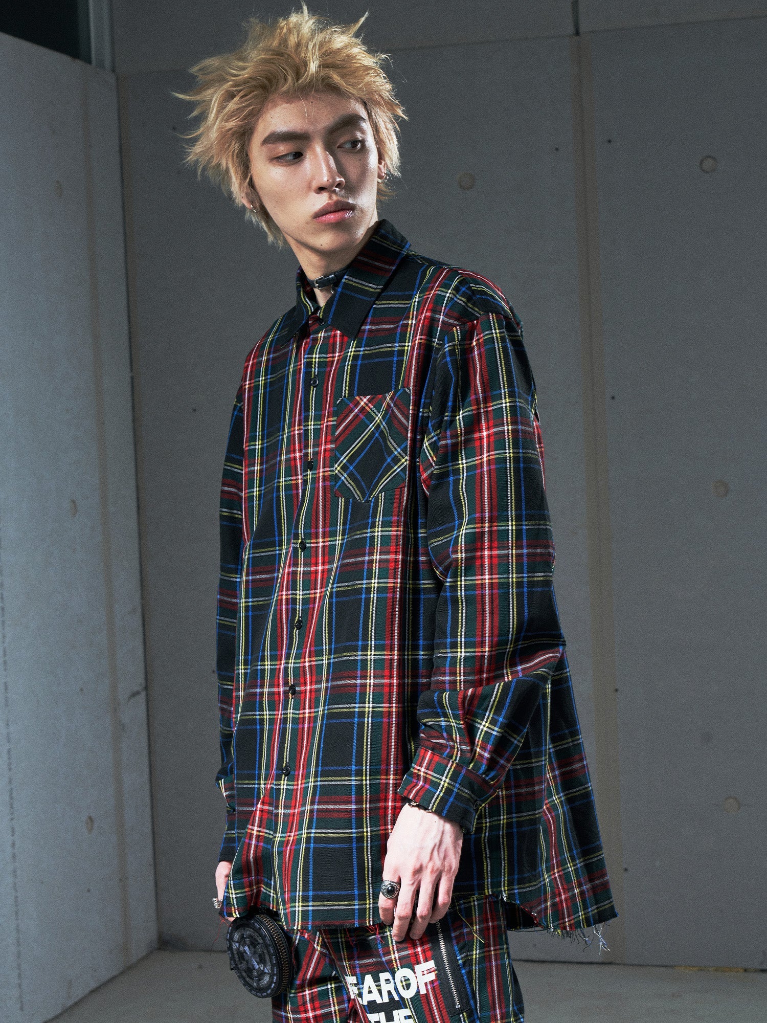 VENTUREK Distressed Back-Patch Frayed Plaid Shirt