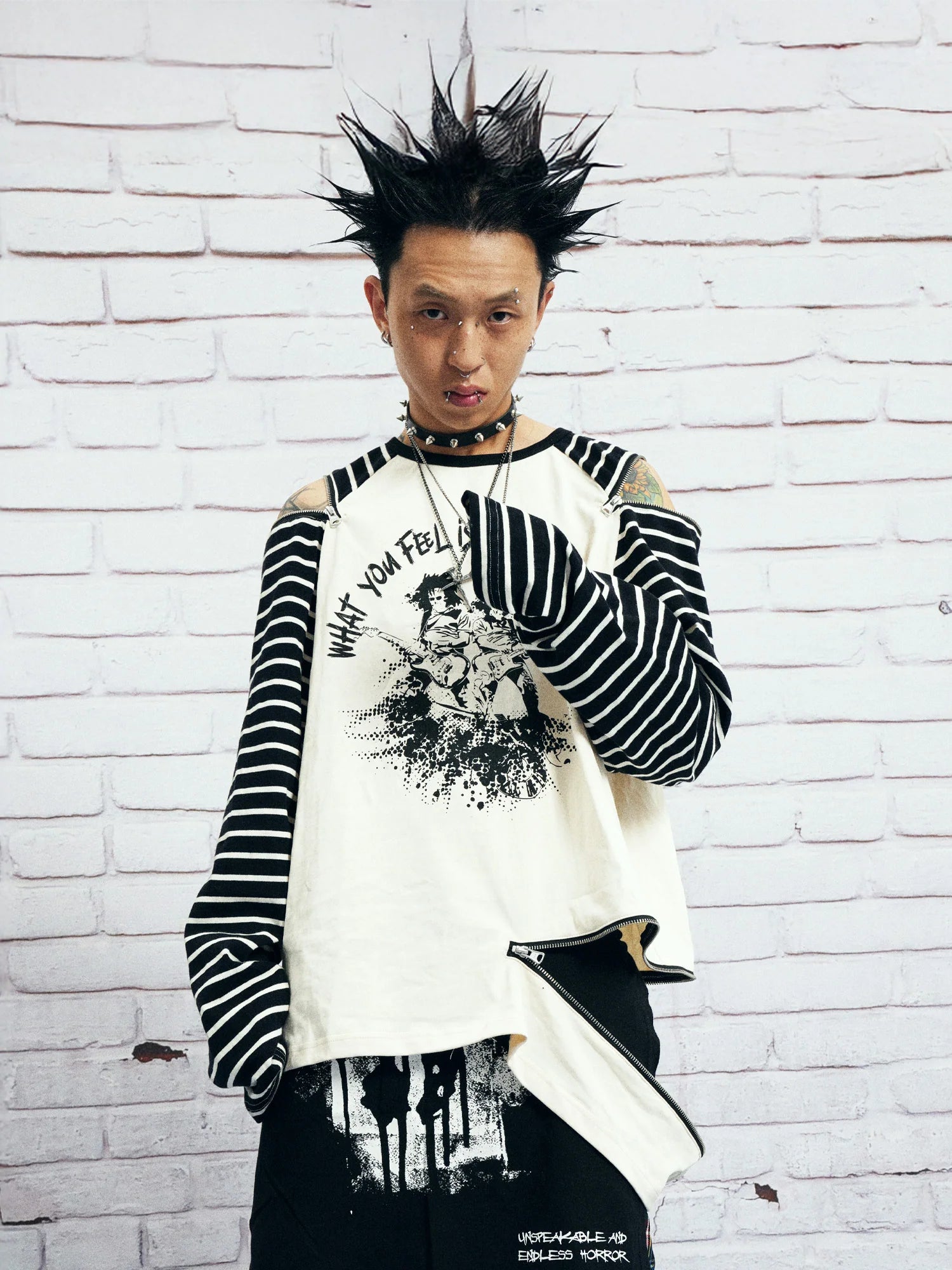 VENTUREK Punk Graphic Multi-Zip Striped Raglan Long-Sleeve Tee