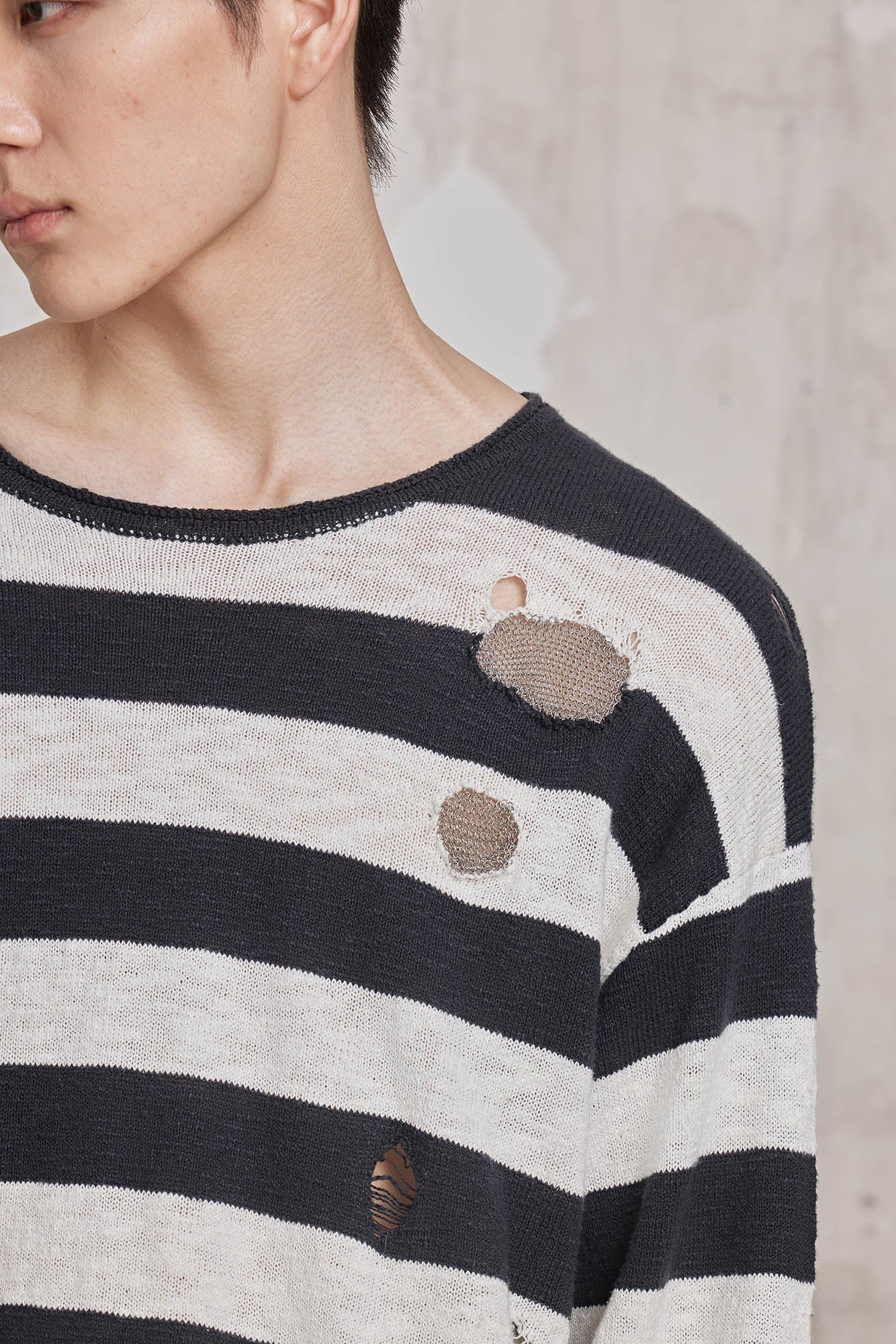 FACEONLAB Stripe Distressed Frayed Crewneck Sweater