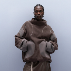 XIPHEVIL Fleece-Panel Saber-Sleeve Sweatshirt Coffee