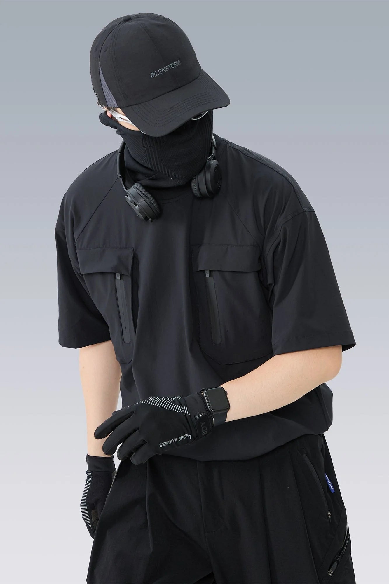 SILENSTORM Tactical Mesh-Back Zip Pocket T-Shirt