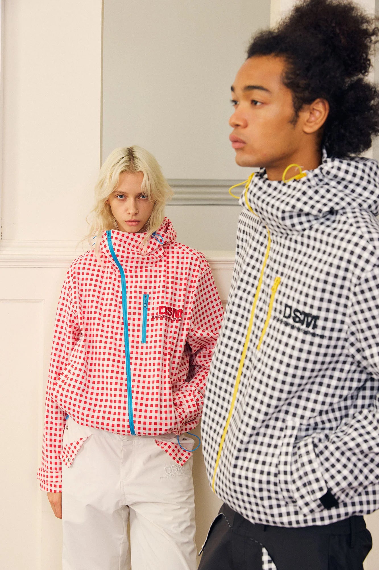 DONSMOKE Diagonal-Zip Check Teflon Windbreaker