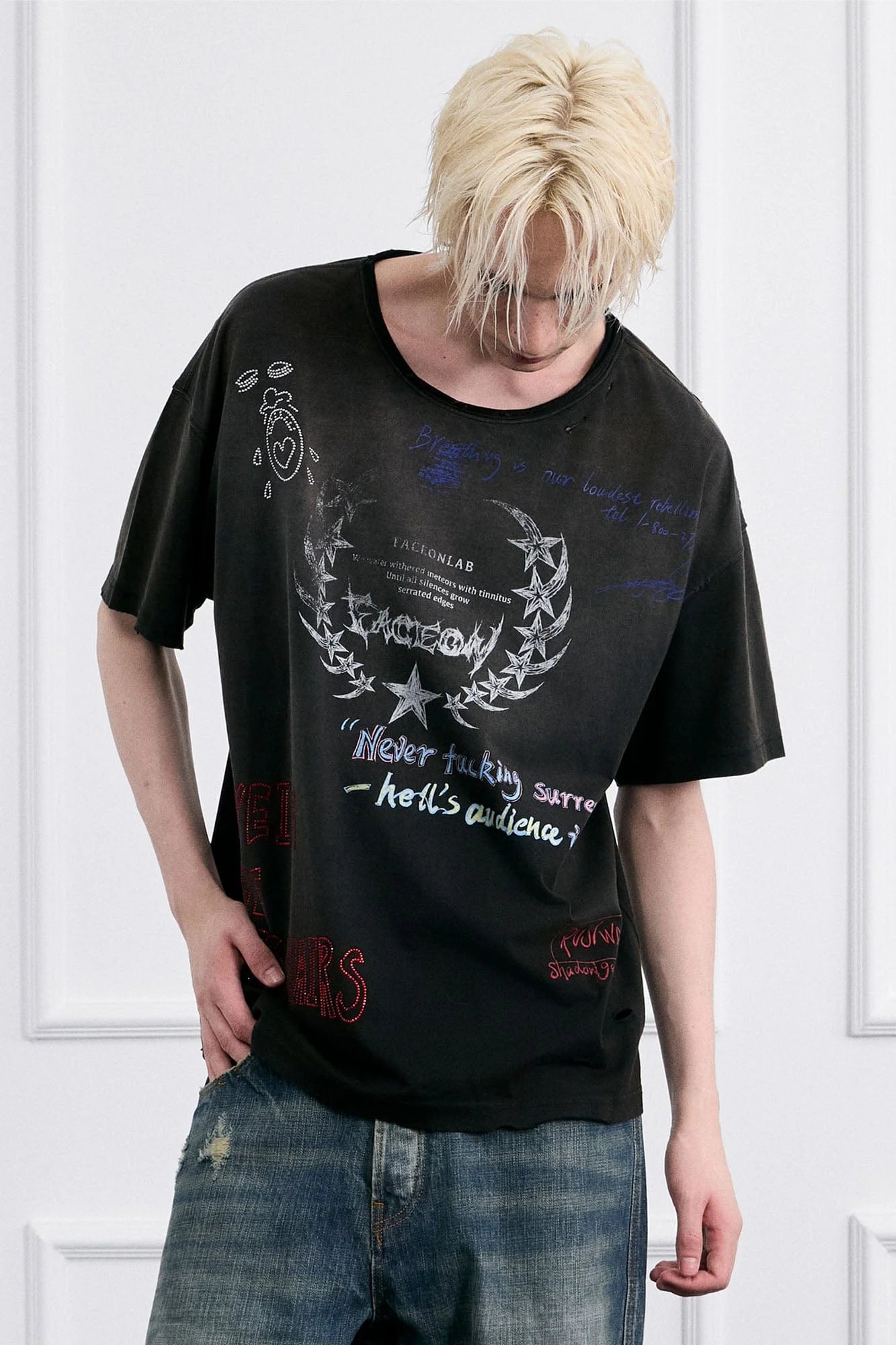 FACEONLAB Punk Graffiti Diamond Distressed T-Shirt