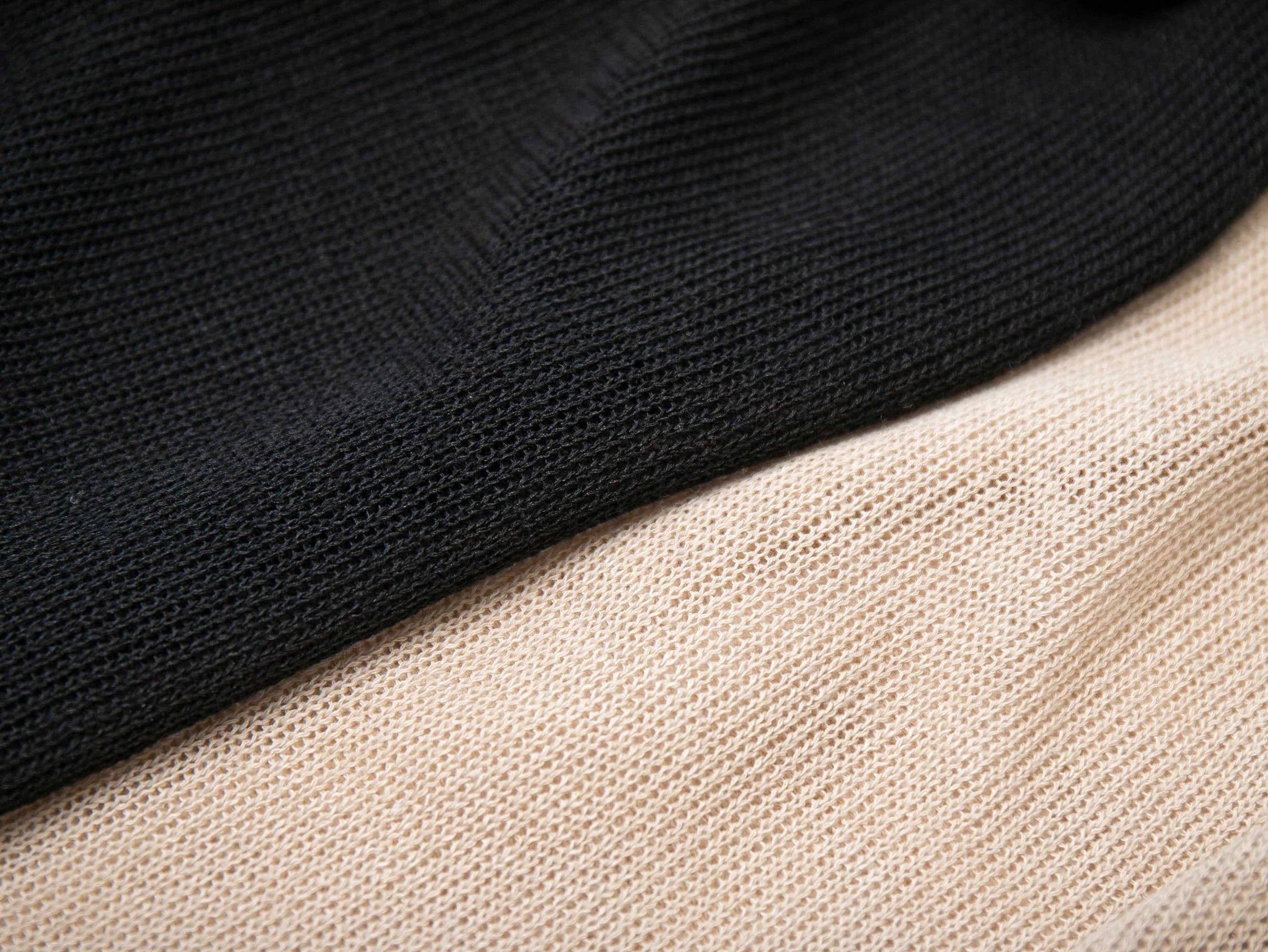 LEONSENSE Contrast Layered V-Neck Knit Tank Top