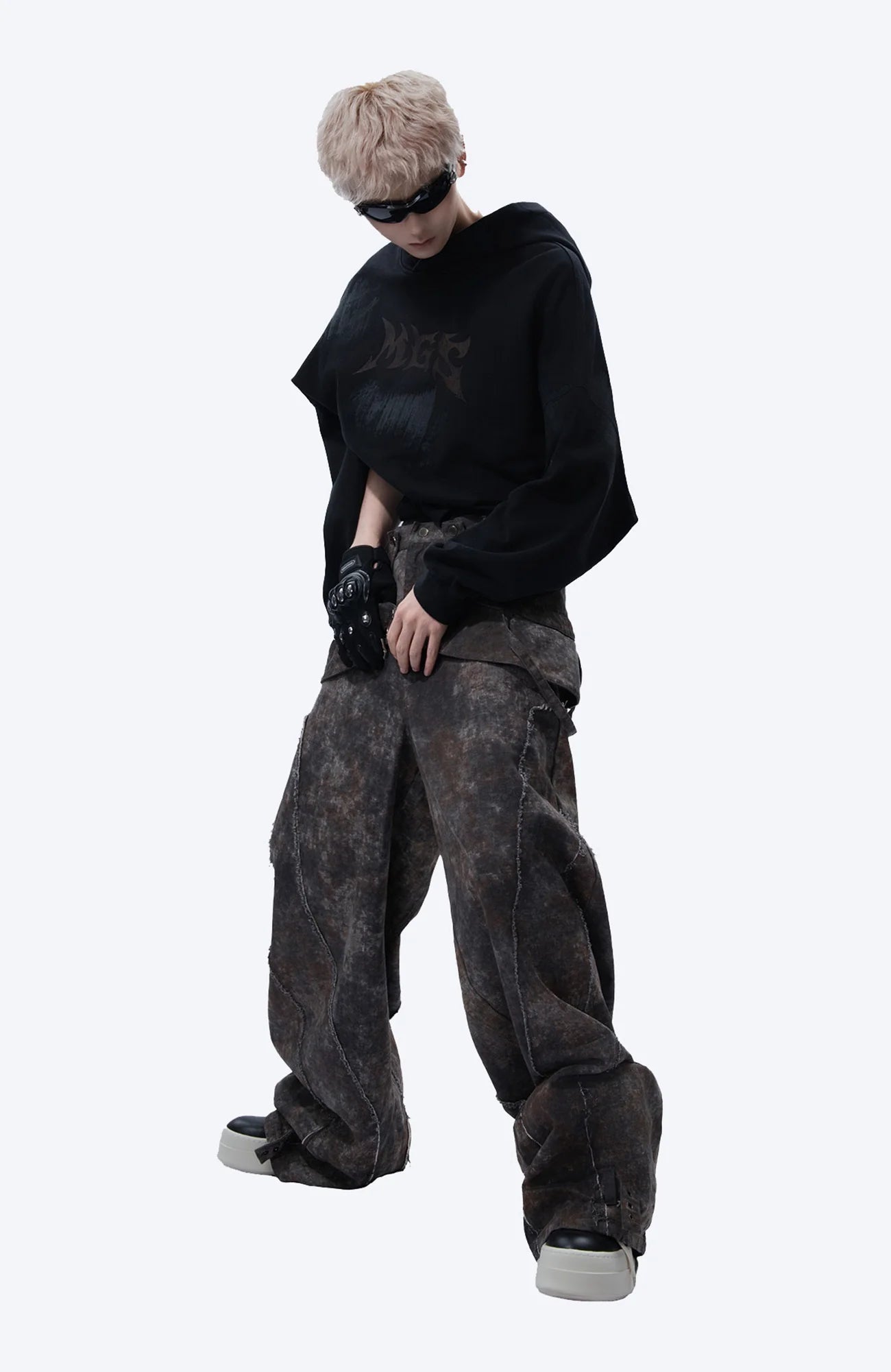 MOGONGSHE Distressed Detachable Drape Curved Panel Jeans