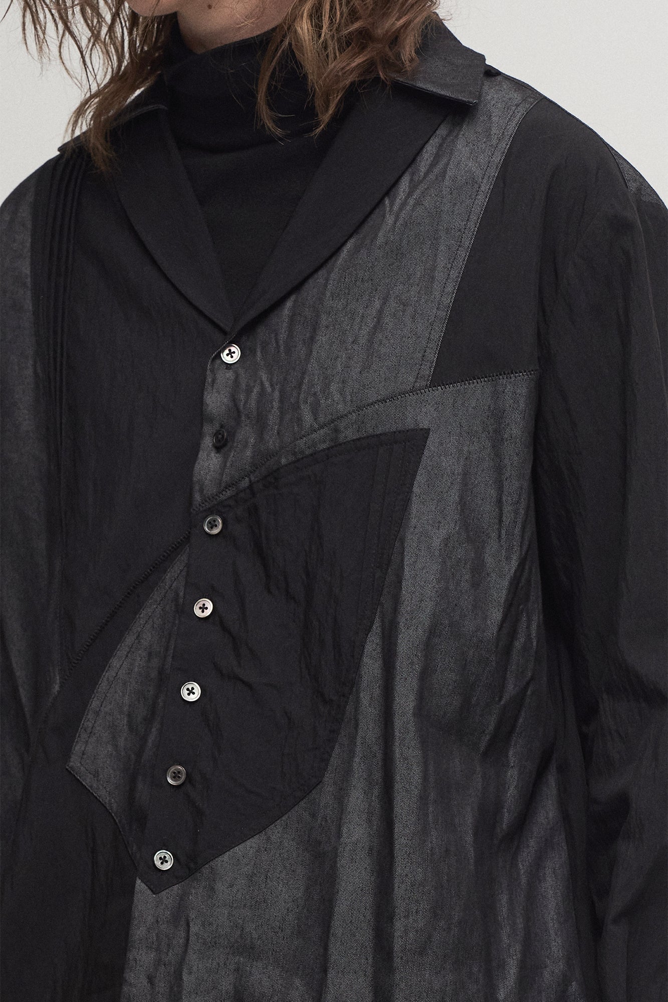 ILNya Nieternite Nifutur Asymmetrical Spliced Shirt