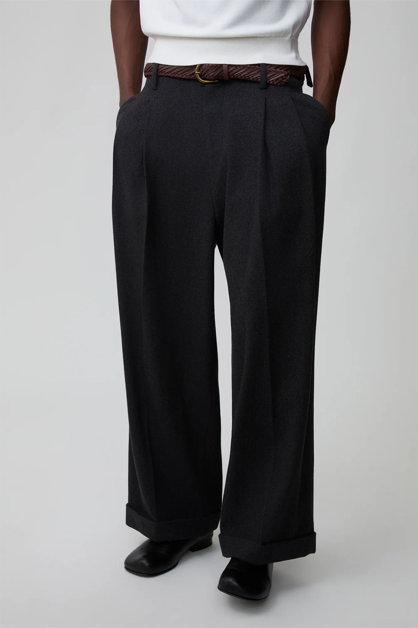 OPICLPOTH Wool-Blend Pleated Barrel Trousers