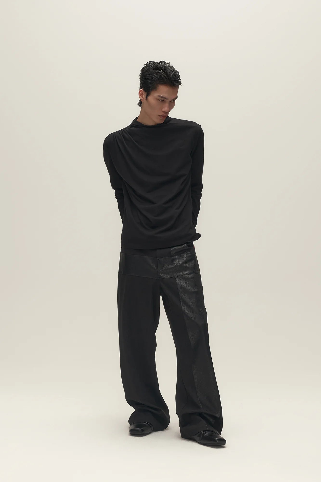 SAVAGEGROWTHWORLD Asymmetrical Drape Long-Sleeve Tee