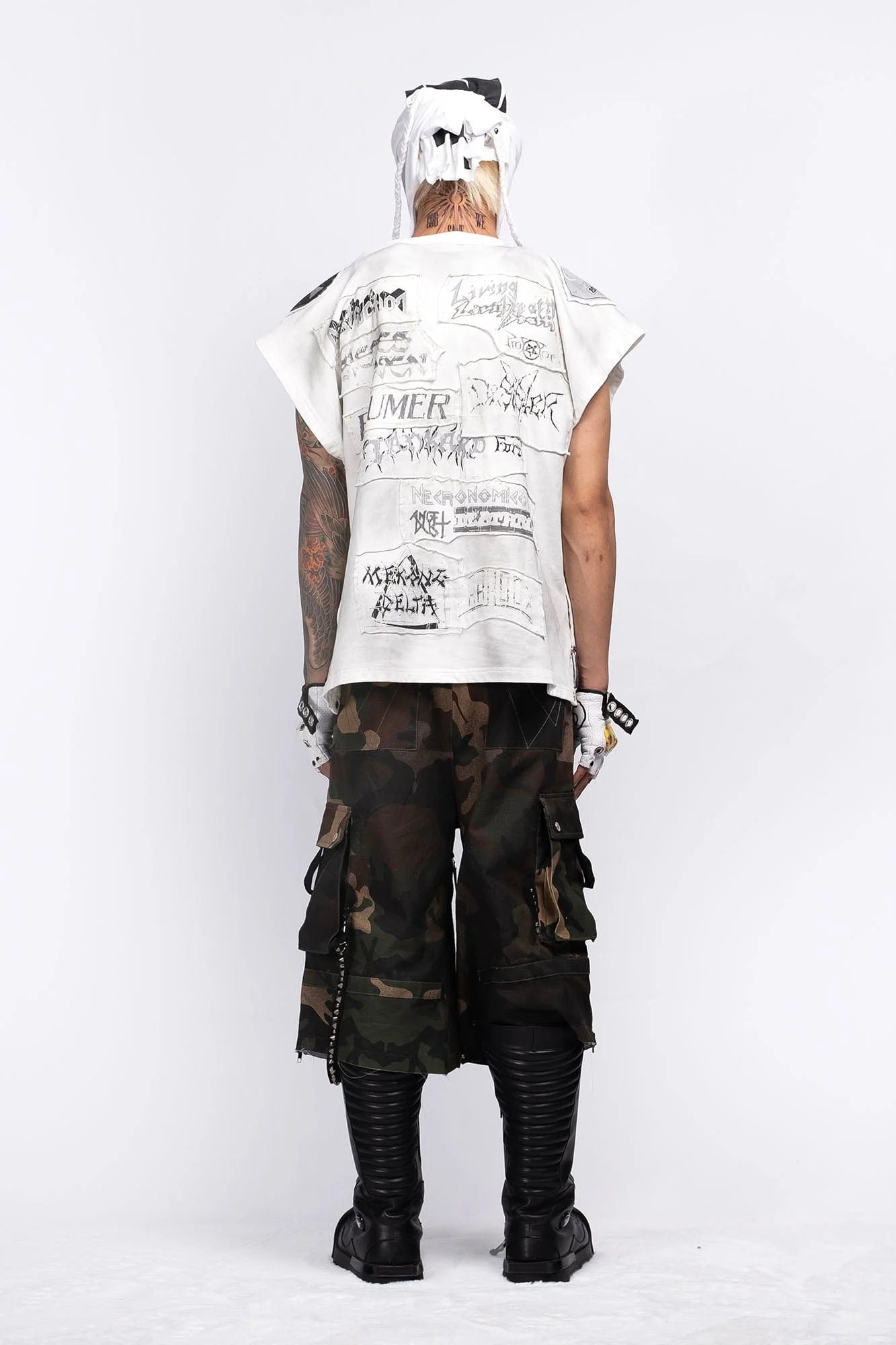 FVVO Distressed Rivet Strap Cargo Shorts Camo