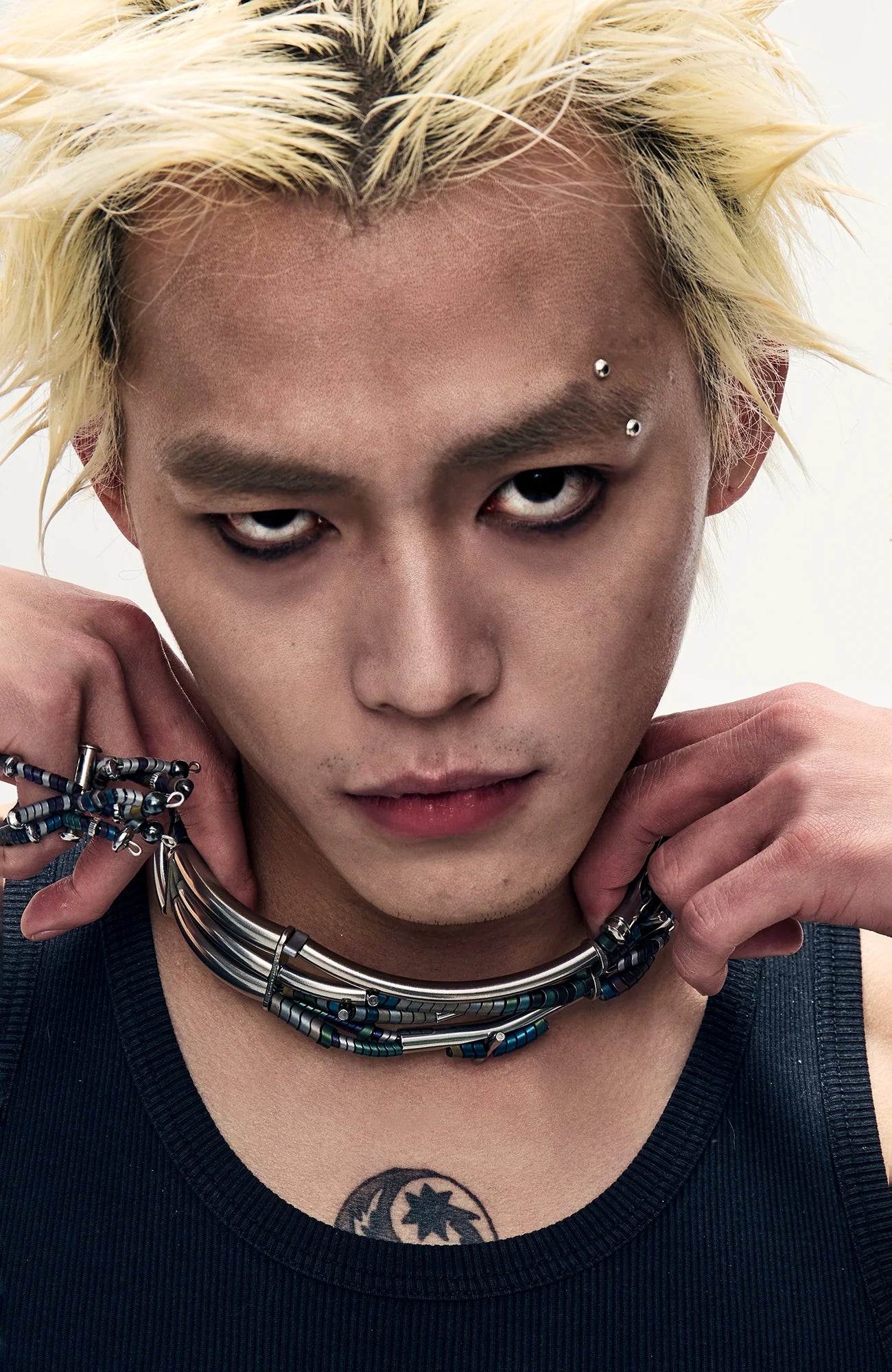NUNKNOTX Layered Industrial Tube Collar