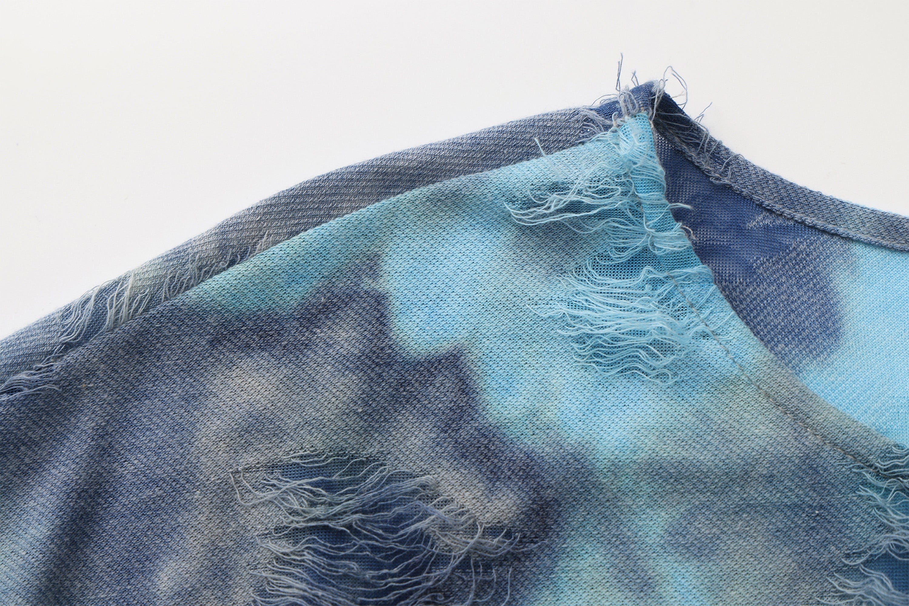 VANN VALRENCE Distressed Gradient Tie-Dye Long-Sleeve Tee