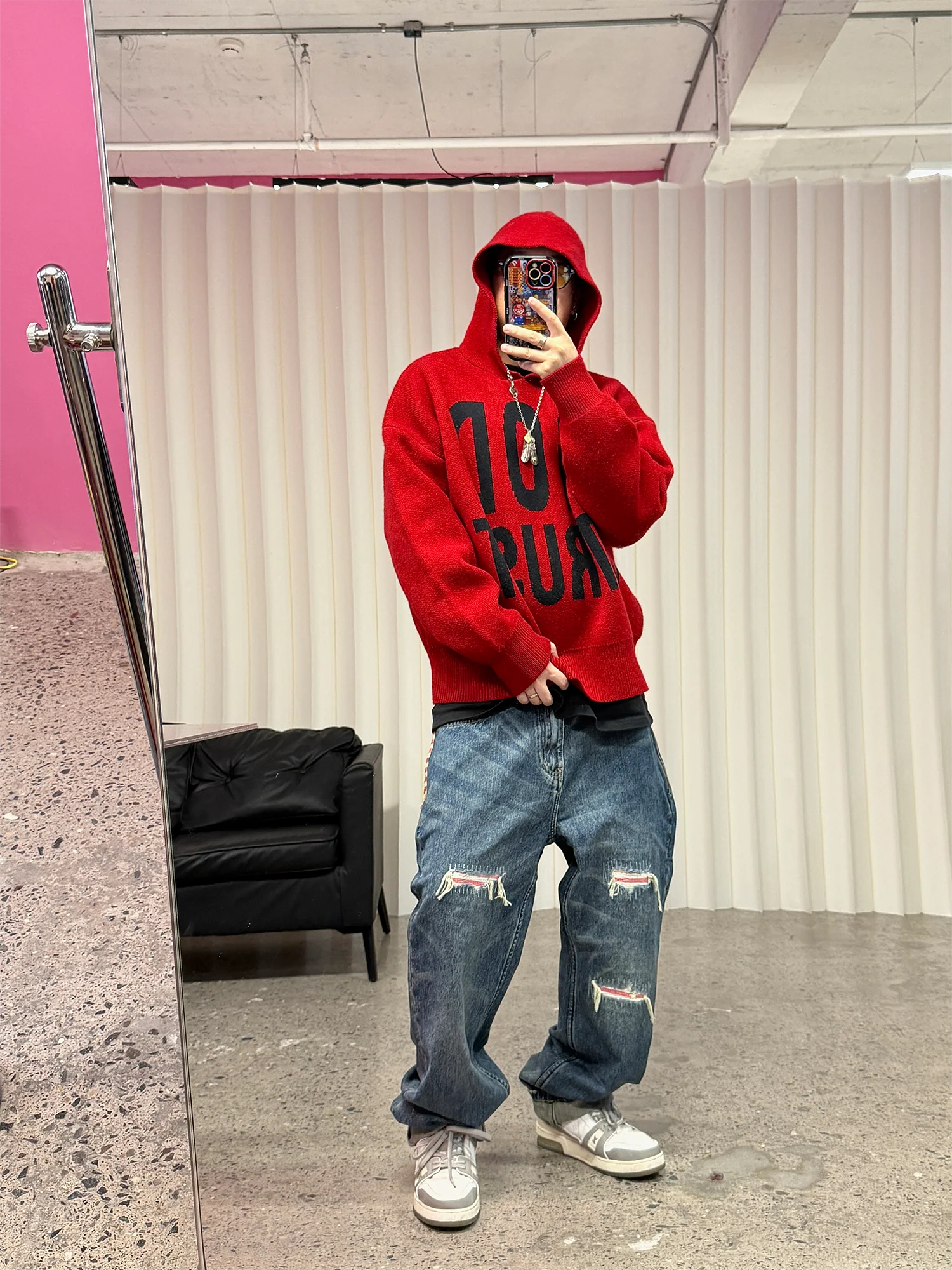 ME DA IGUAL Distressed Patch Washed Oversized Jeans