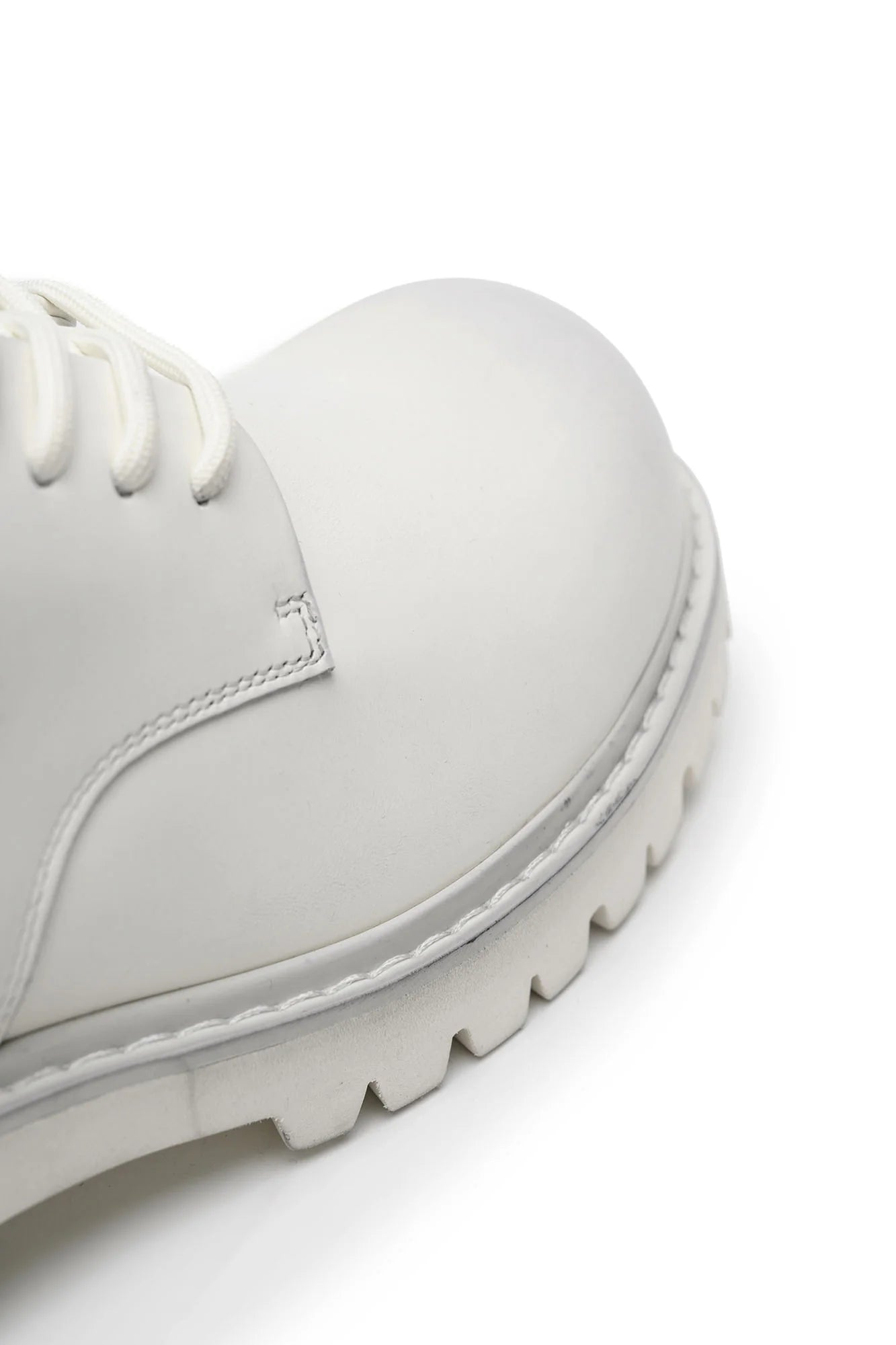 KREATE Distressed Matte Chunky Sole Derby