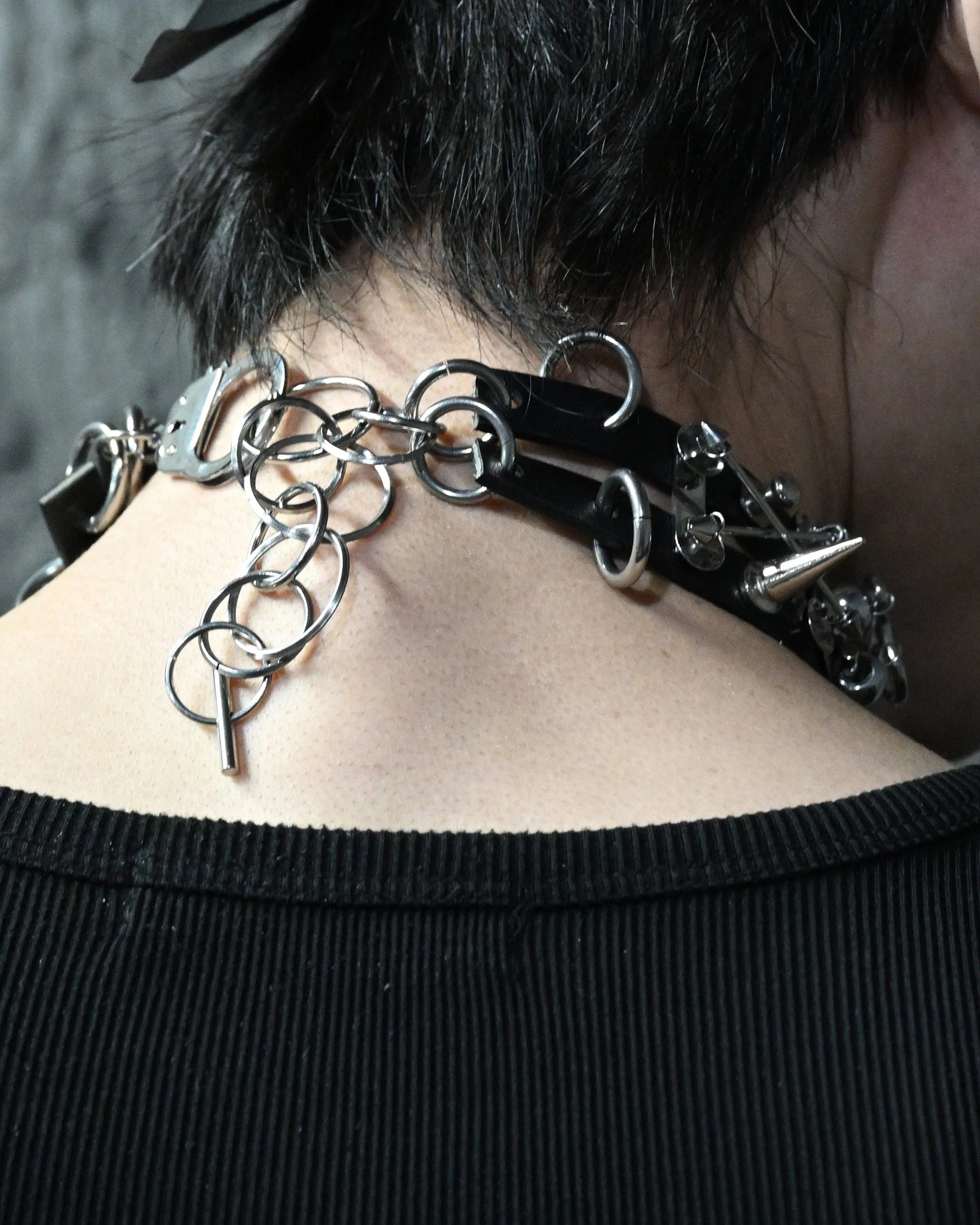 ILLUSORY Modern Hunter Rivet PU Choker
