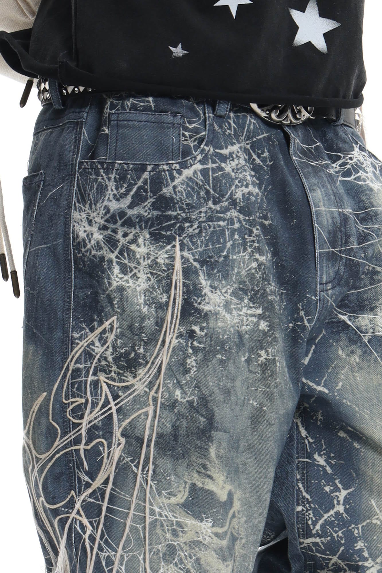 DND4DES Distressed Spider Web Embroidered Jeans