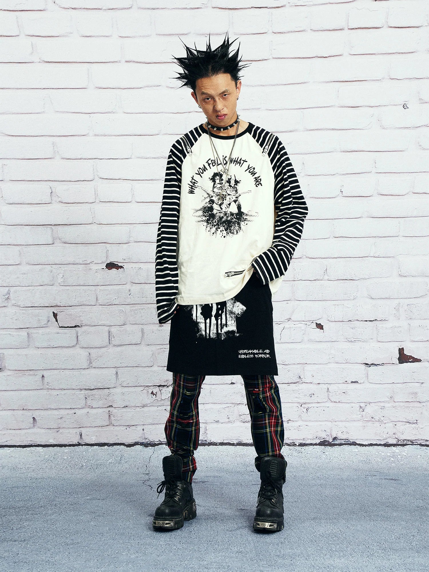 VENTUREK Punk Graphic Multi-Zip Striped Raglan Long-Sleeve Tee