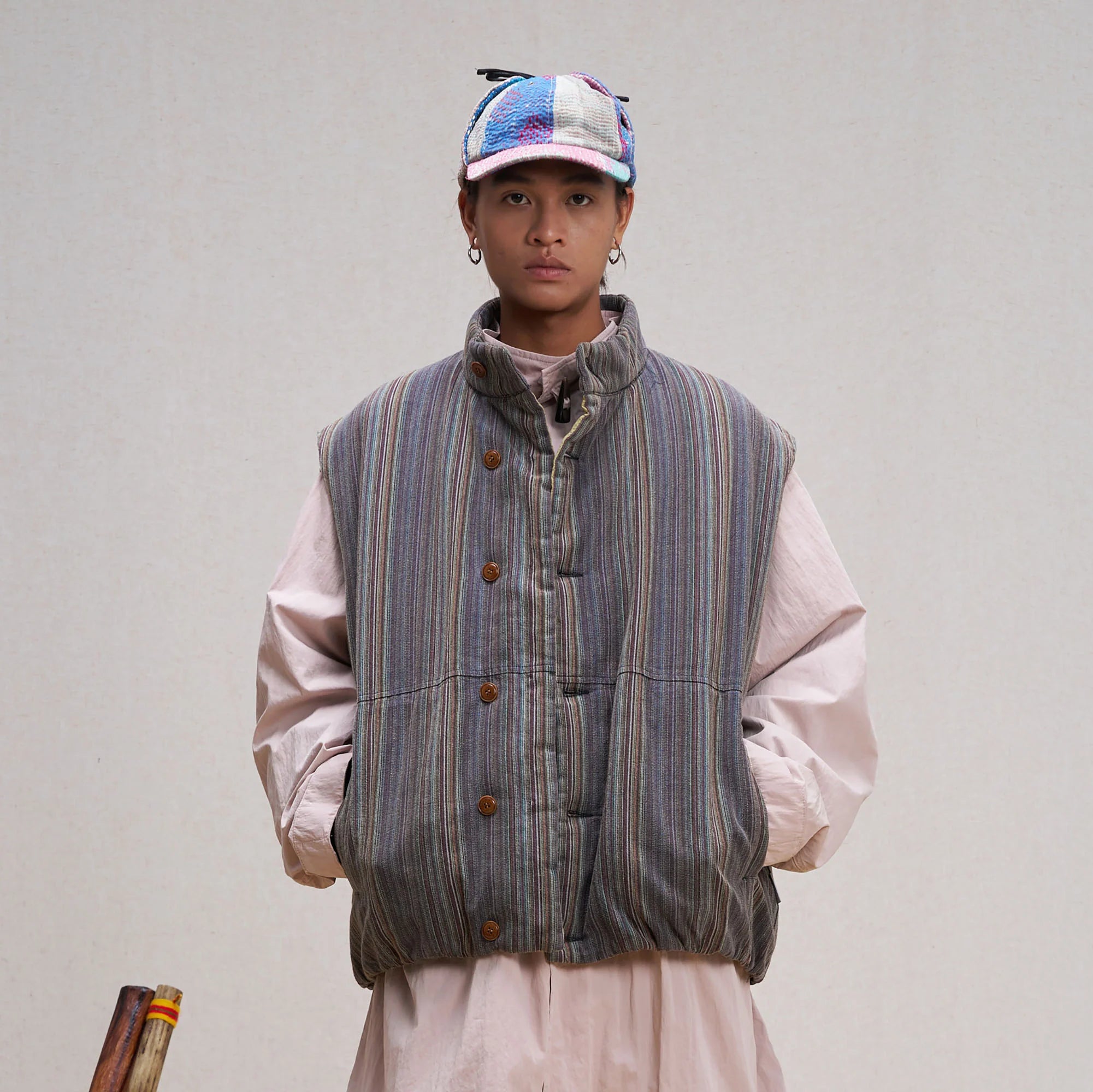 UNLIMITED MOTE Stripe Stand-Collar Padded Vest