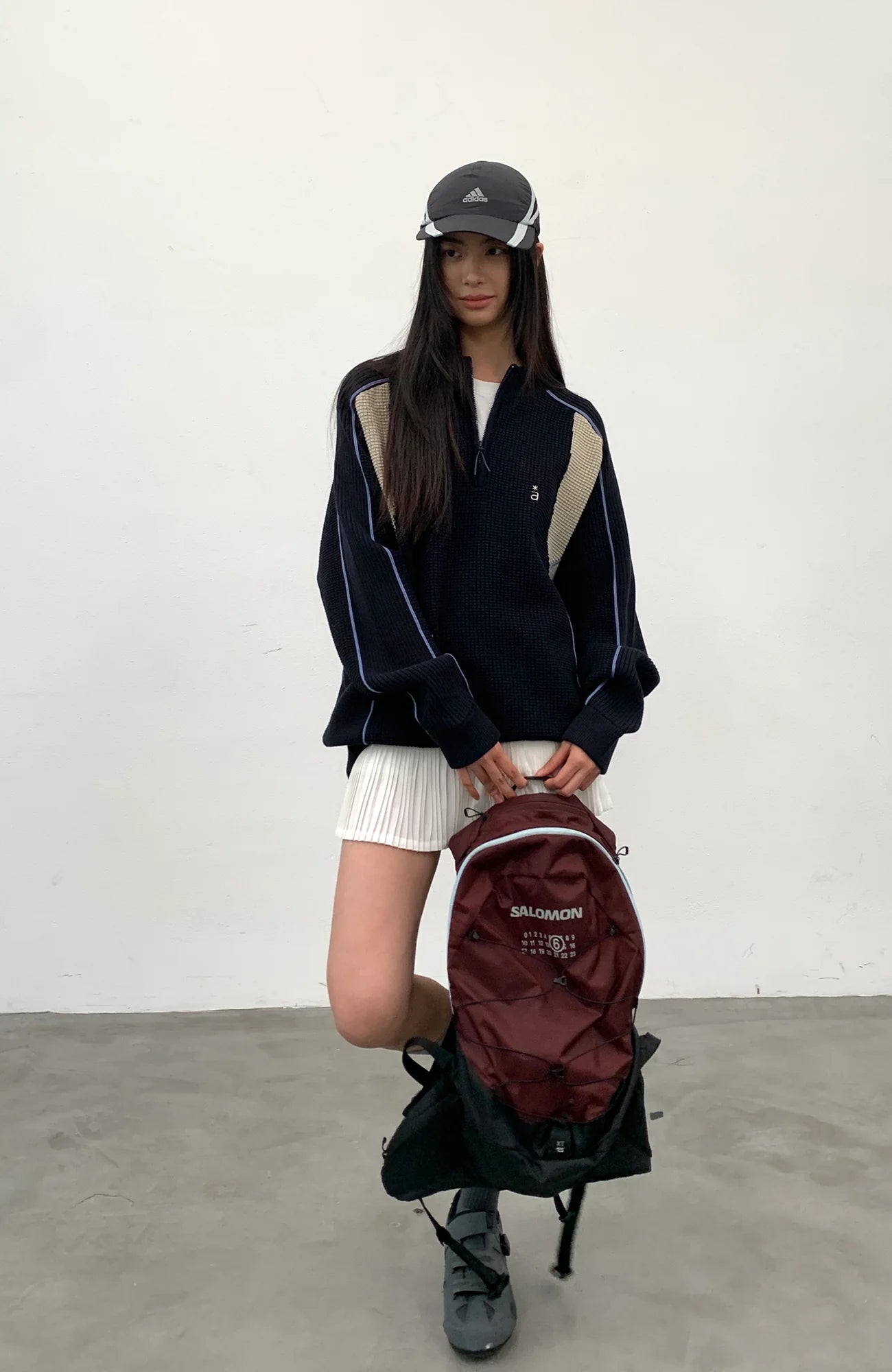 ROARINGWILD A ARCH Contrast Panel Raglan Half-Zip Sweater