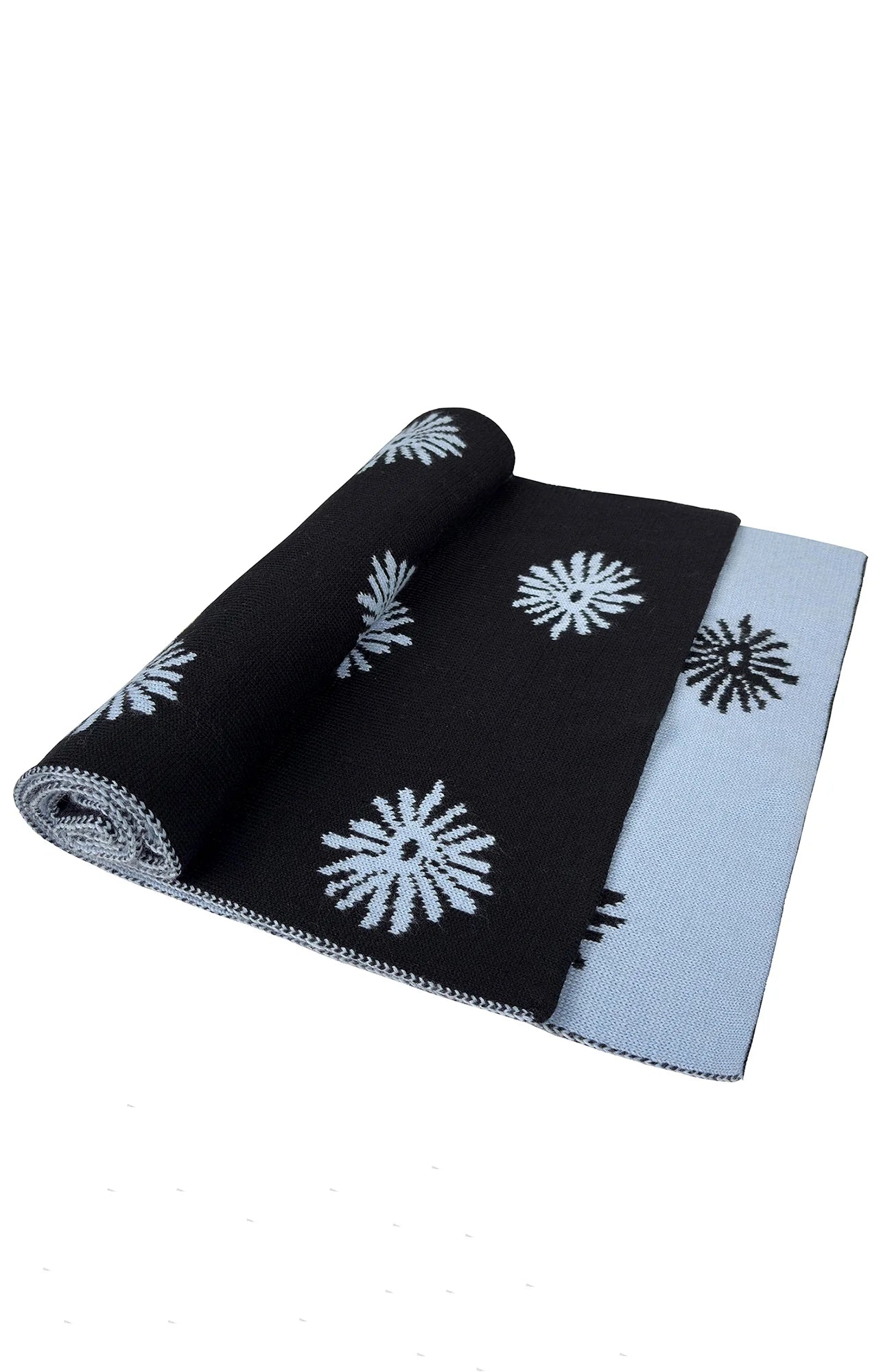 MIICHOUS Snowflake Jacquard Reversible Wool-Blend Scarf