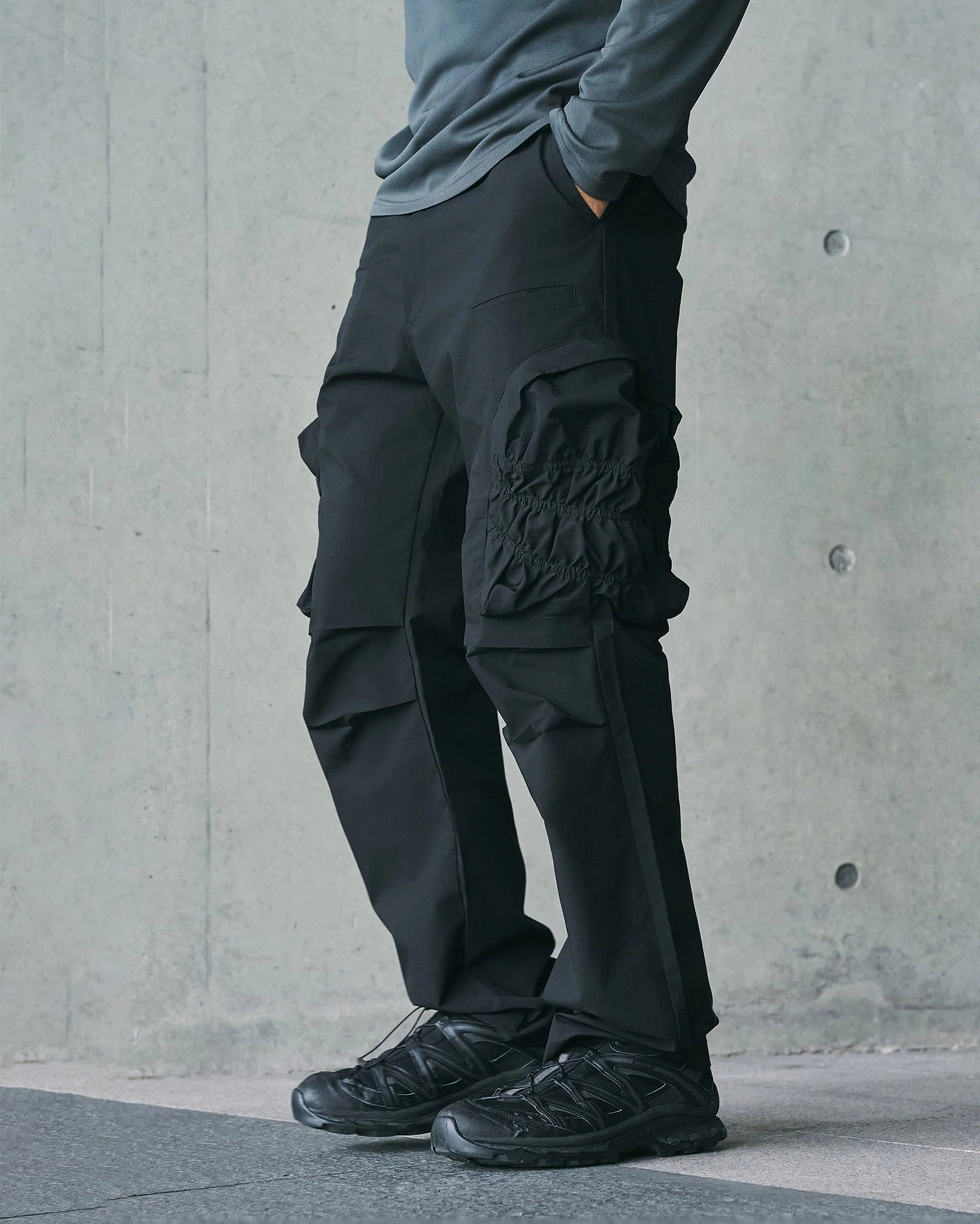 ENSHADOWER Modern Pleated Pocket Ourdoor Pants