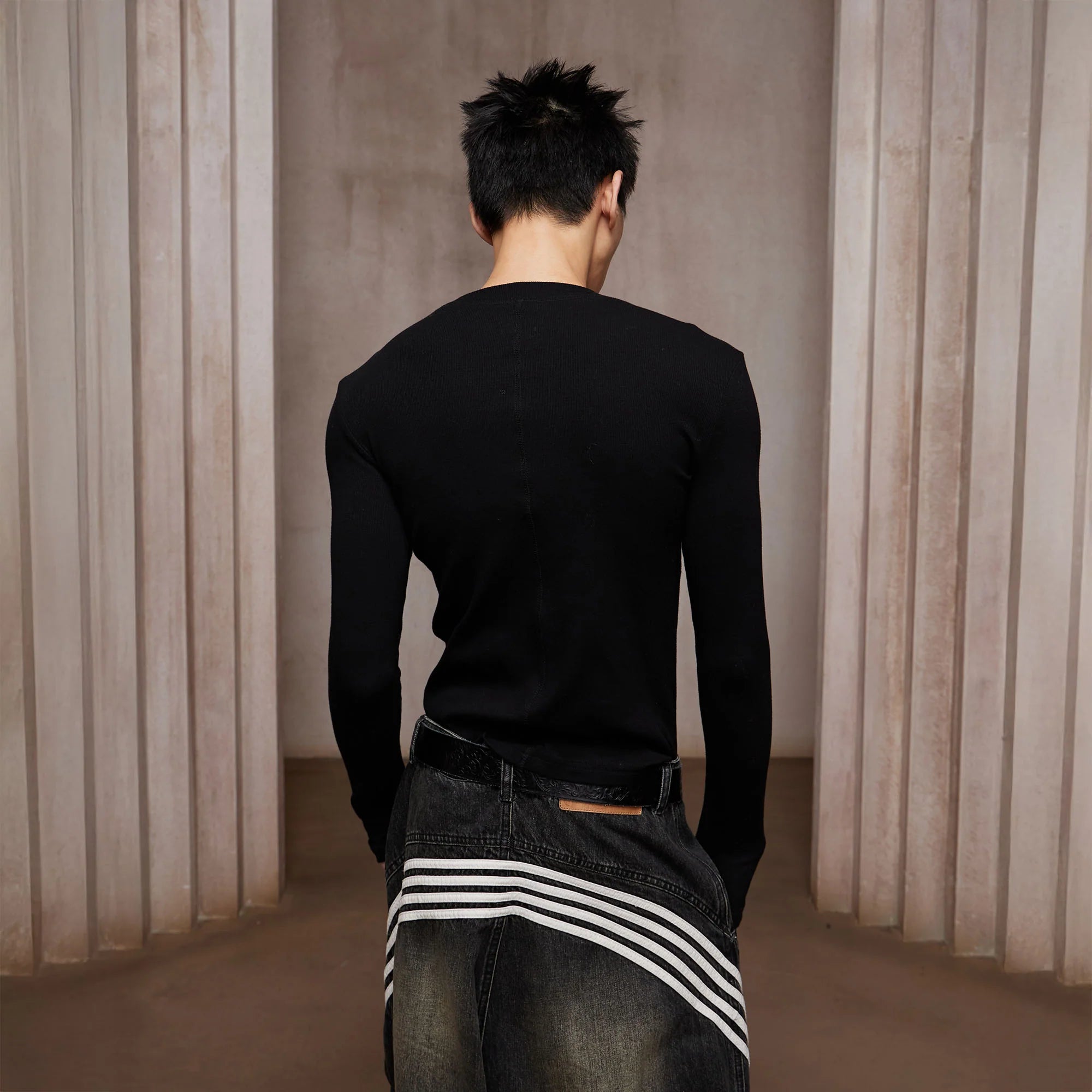 DND4DES Bullet LOGO Graphic Long-Sleeve Tee