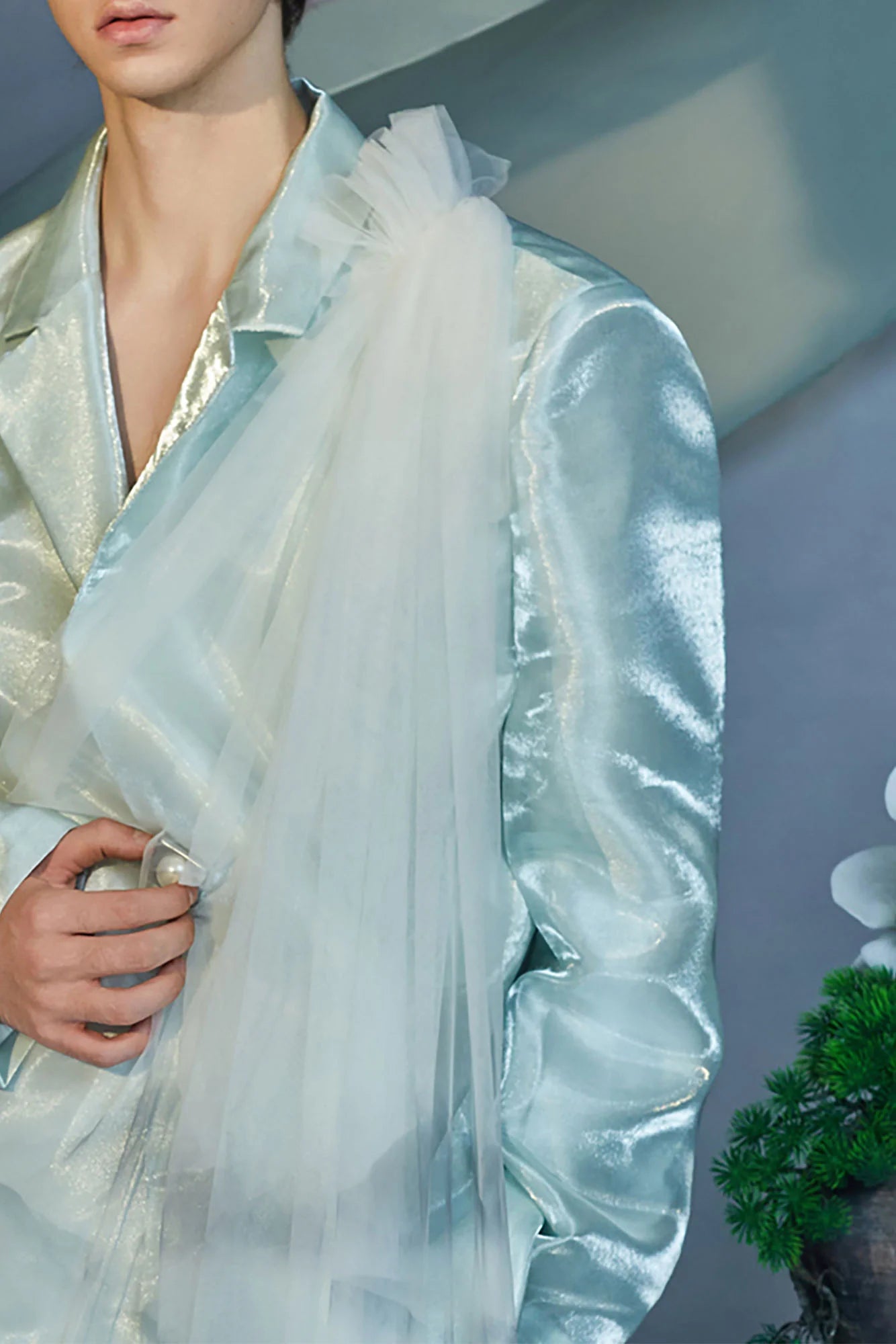 JIECHI Gradient Tulle Drape Satin Blazer