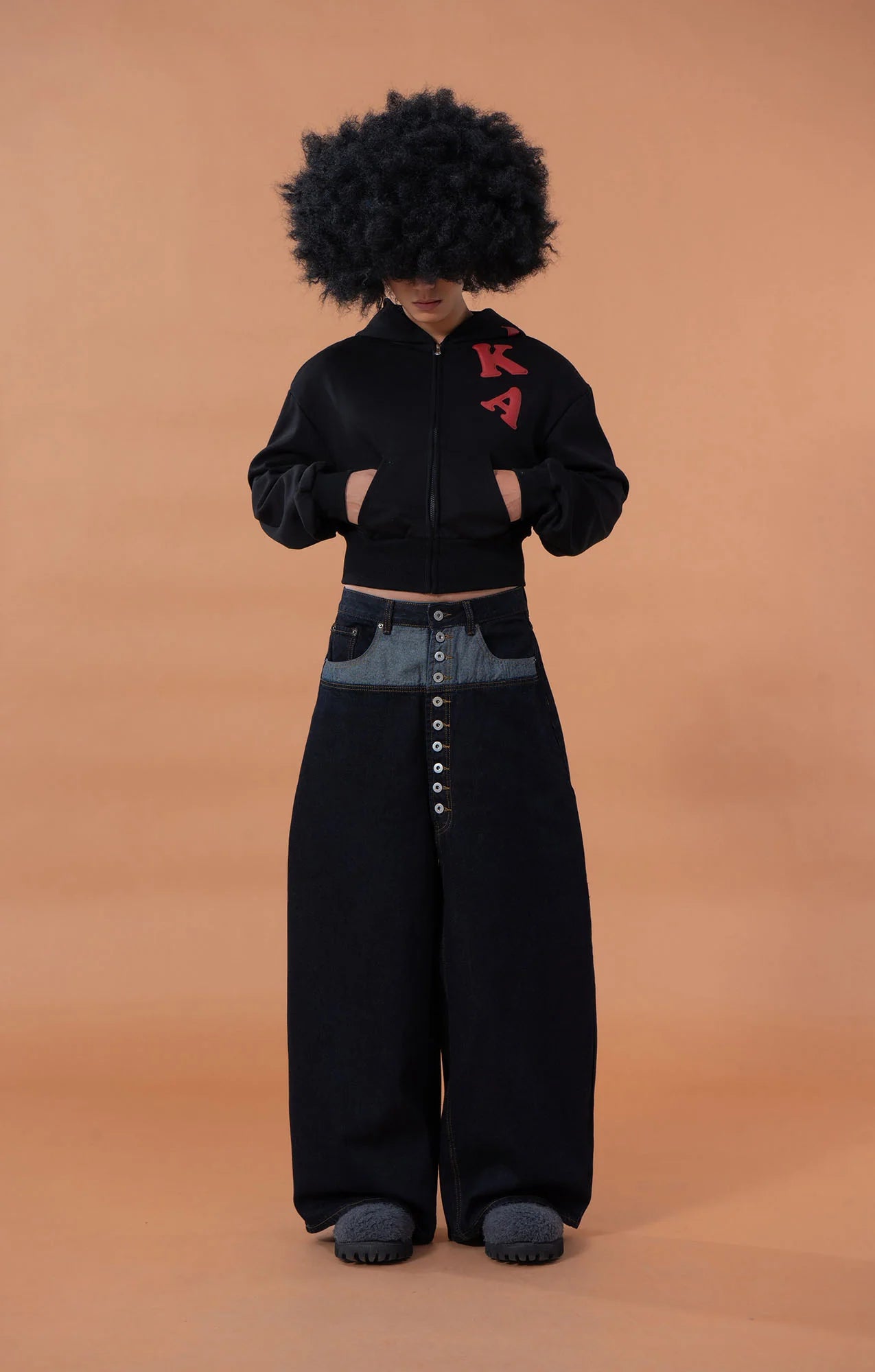 CLP Letter Patch Cropped Zip-Up Hoodie