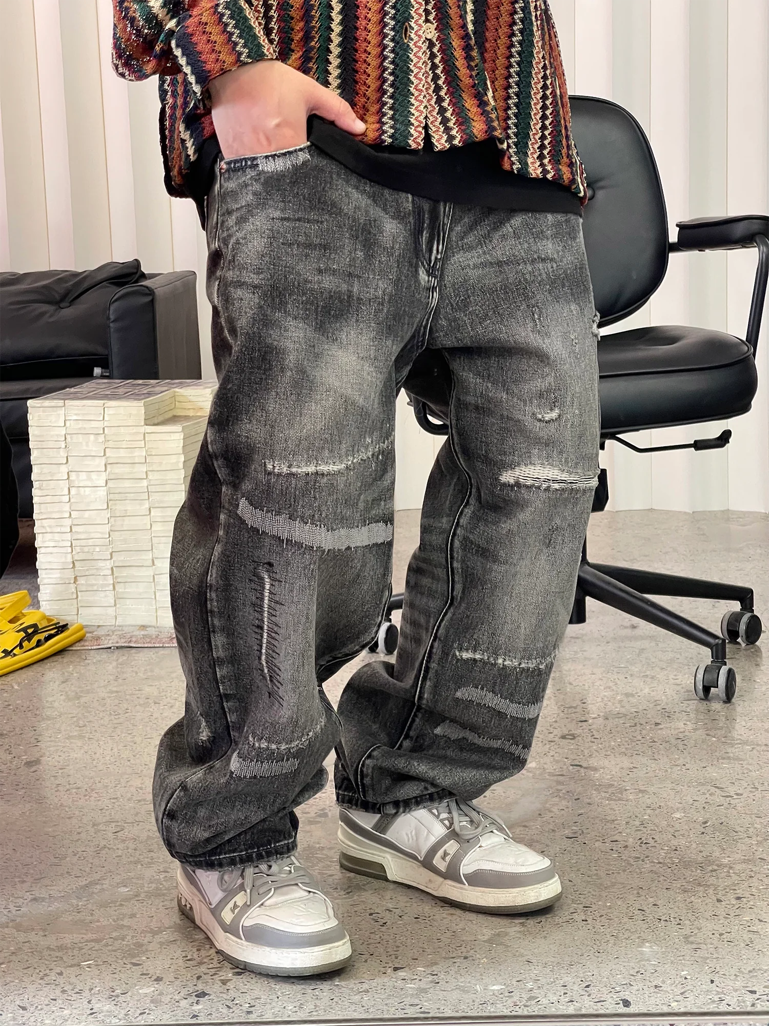ME DA IGUAL Washed Destroyed Patch Straight-Leg Jeans